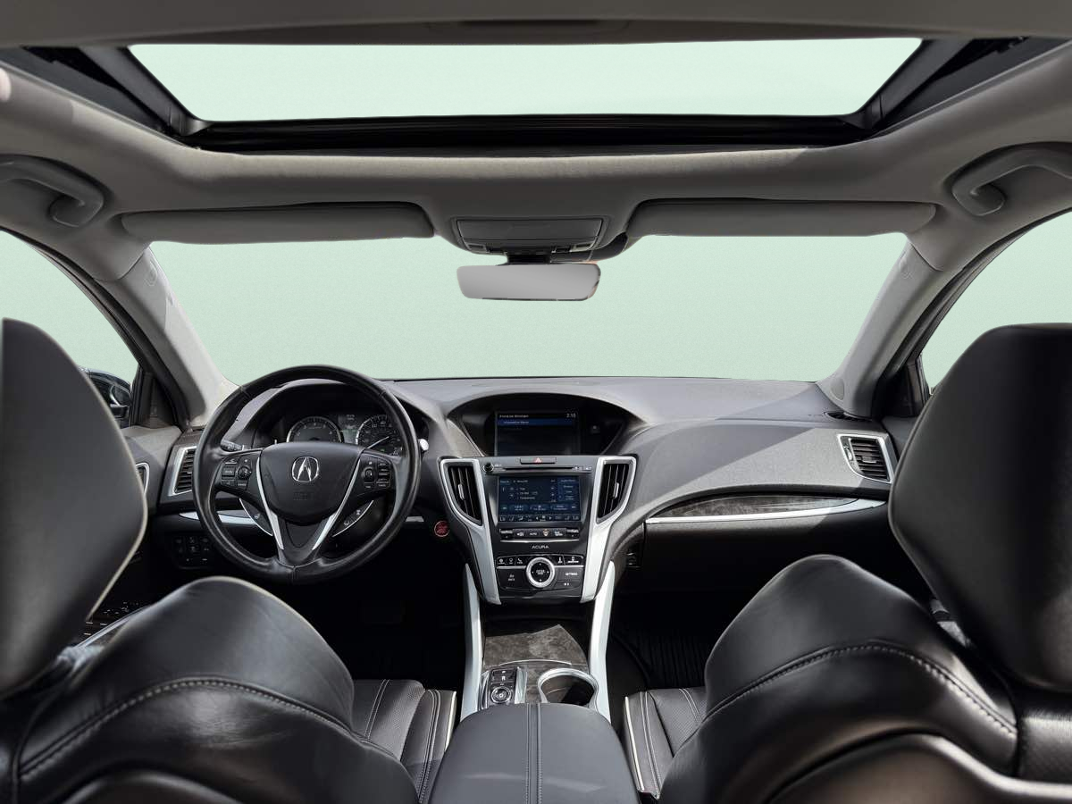 Photo 17 of this Acura TLX