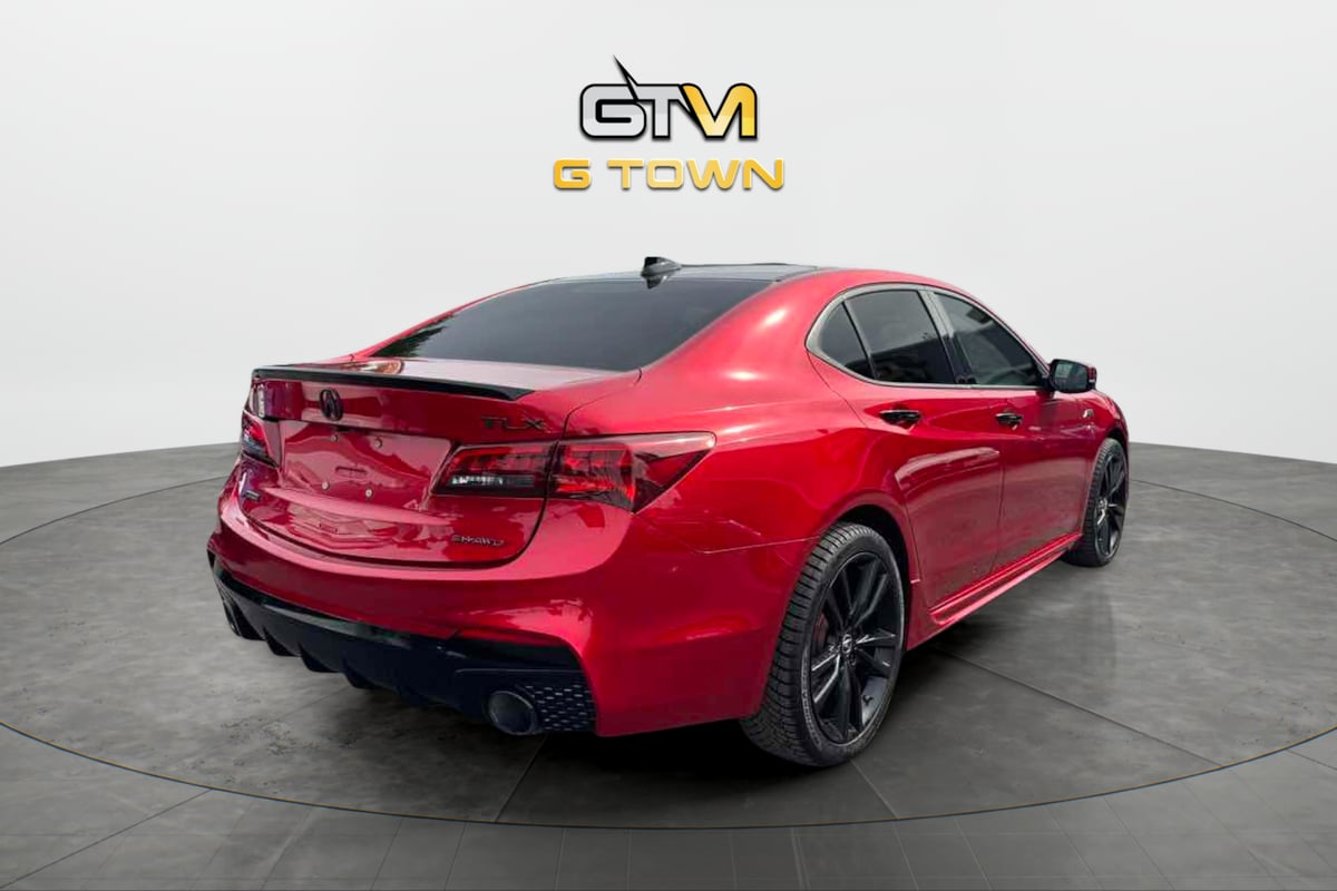 Photo 6 of this Acura TLX