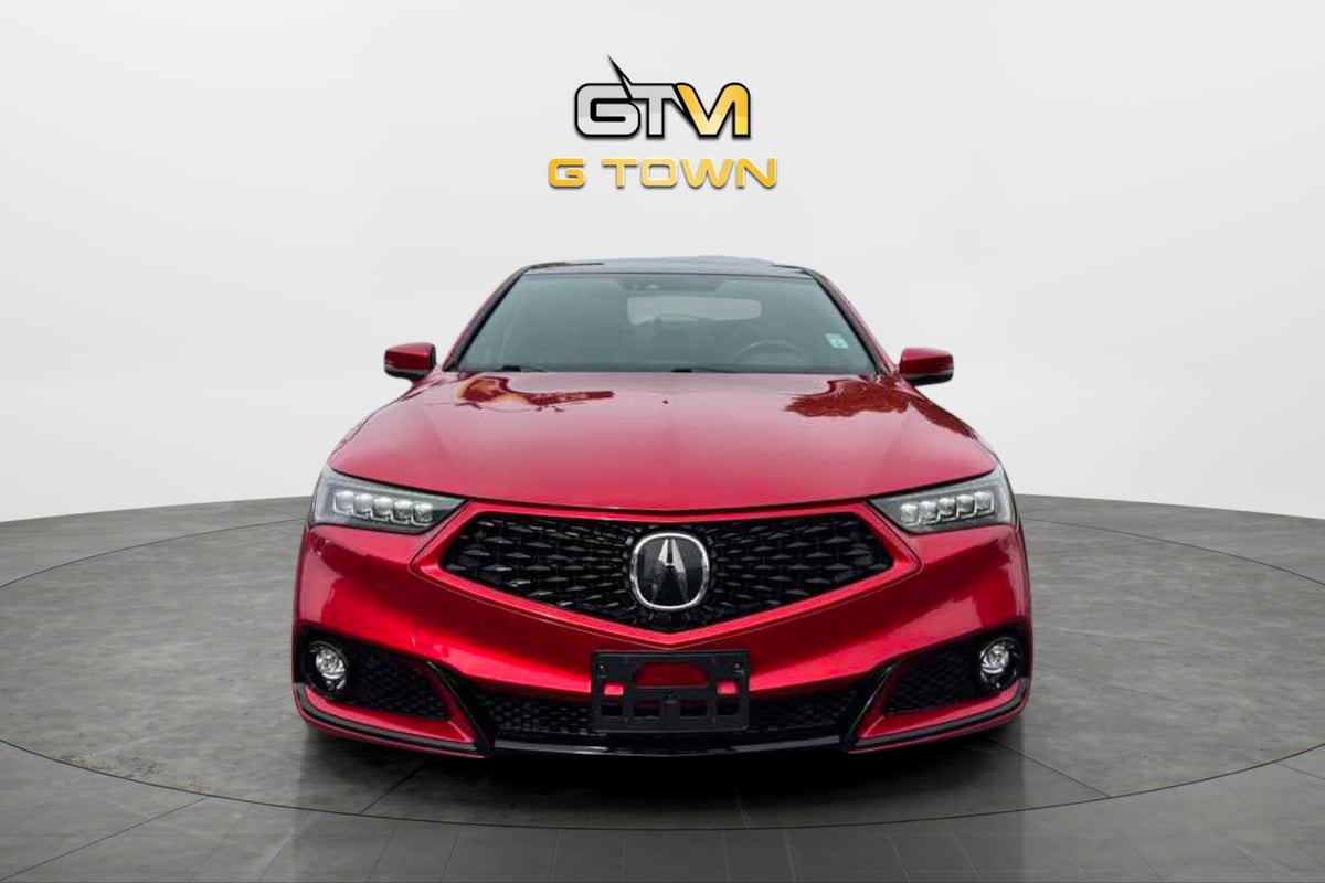 Photo 9 of this Acura TLX