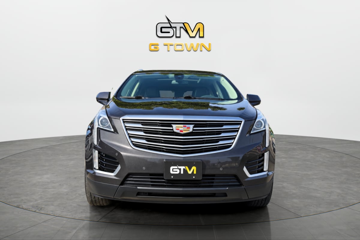 Photo 11 of this Cadillac XT5