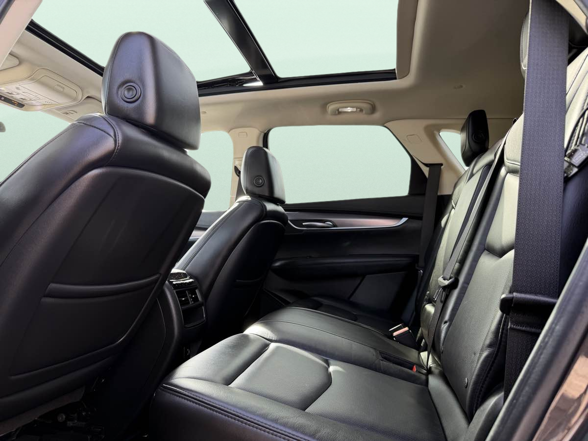 Photo 21 of this Cadillac XT5