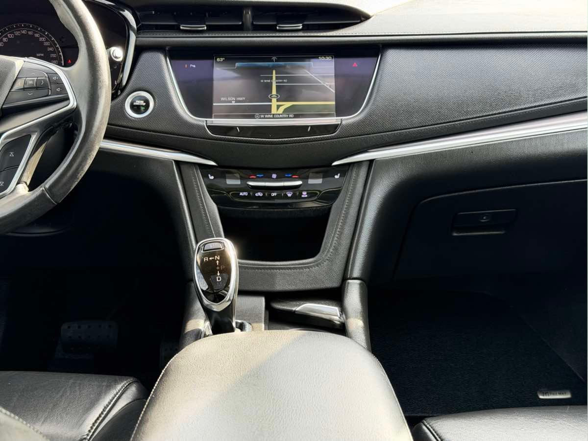 Photo 25 of this Cadillac XT5