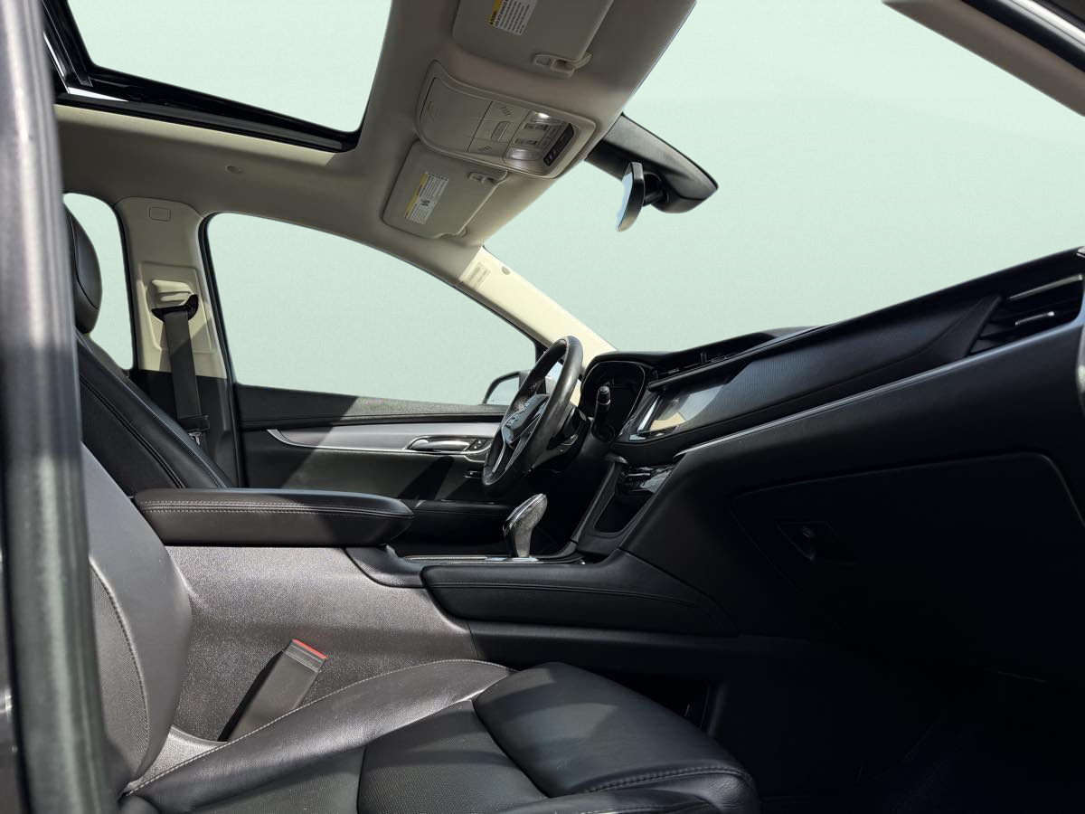 Photo 33 of this Cadillac XT5