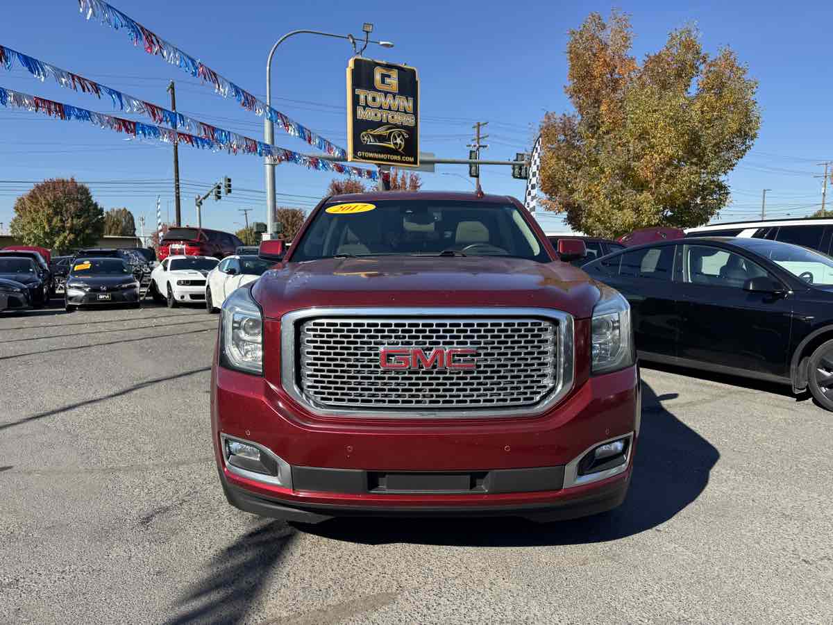 Photo 2 of this GMC Yukon