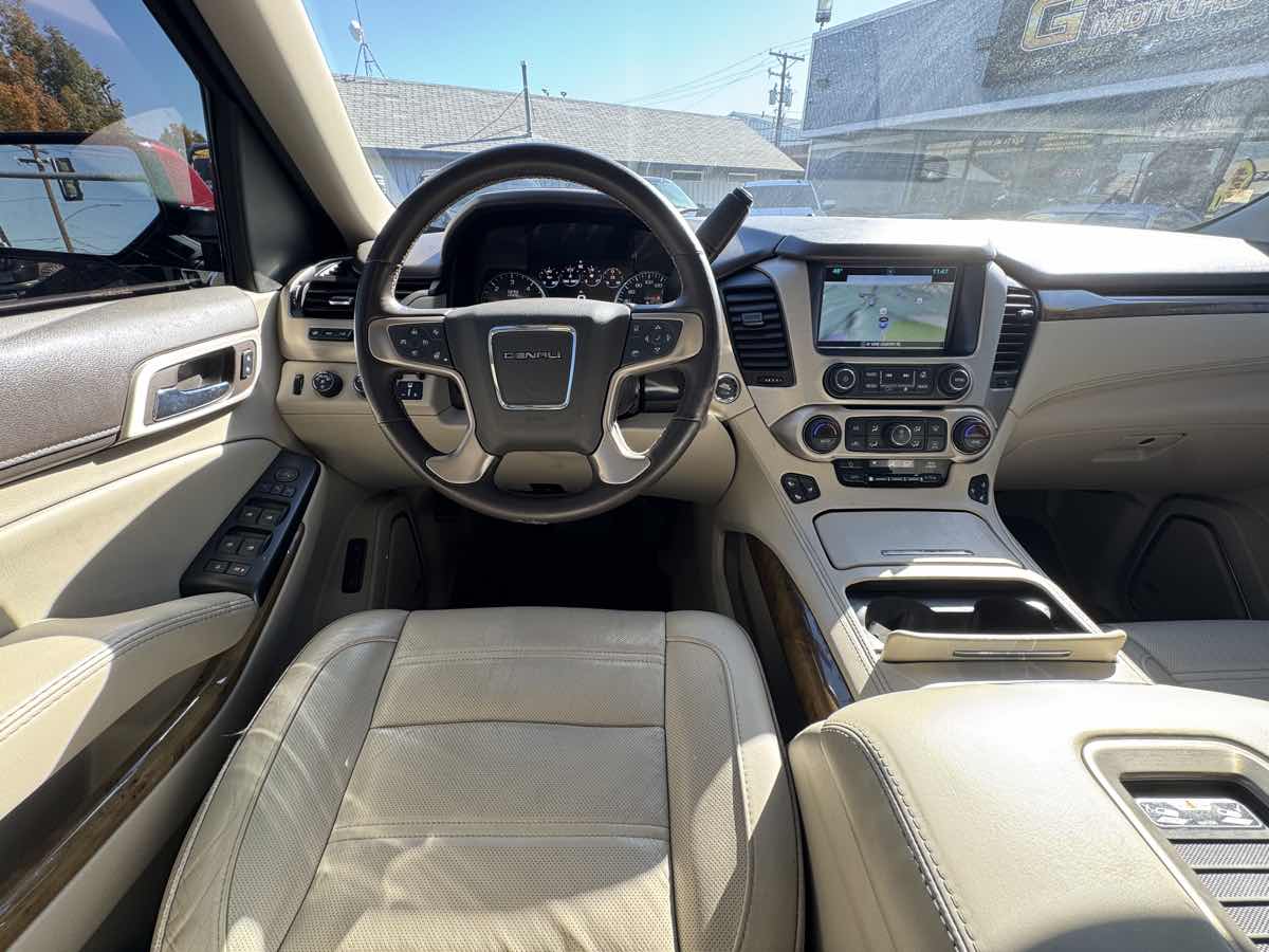 Photo 17 of this GMC Yukon