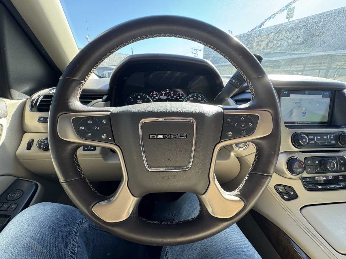 Photo 20 of this GMC Yukon