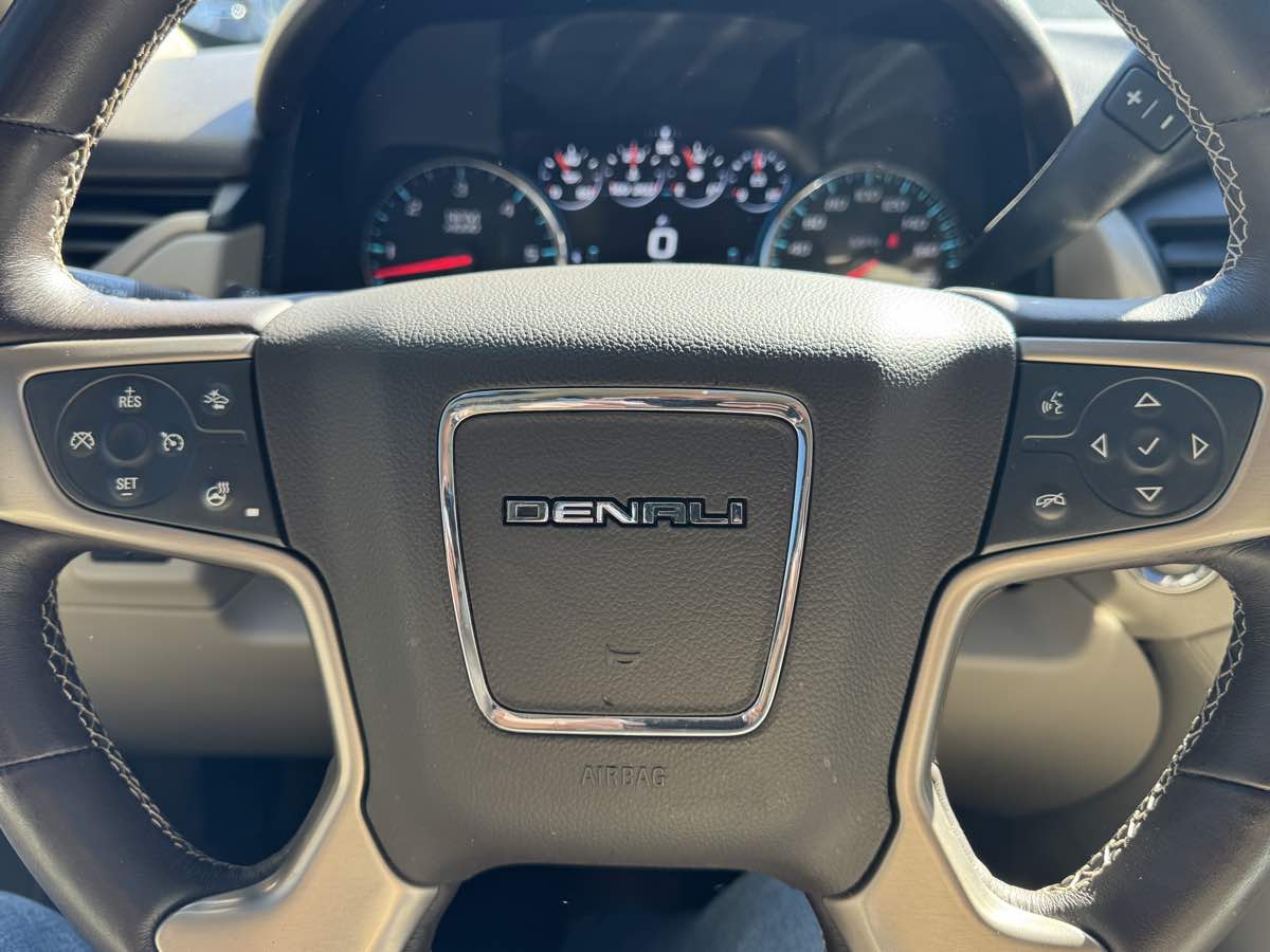 Photo 21 of this GMC Yukon