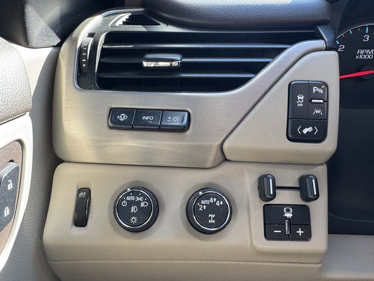 Photo 23 of this GMC Yukon