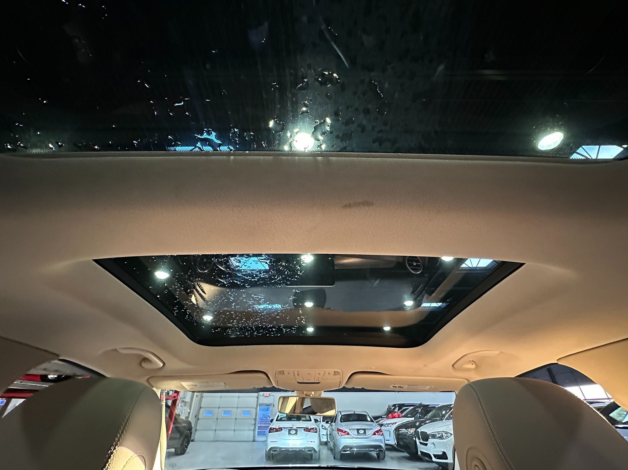 Photo 32 of this Mercedes-Benz GLC 300
