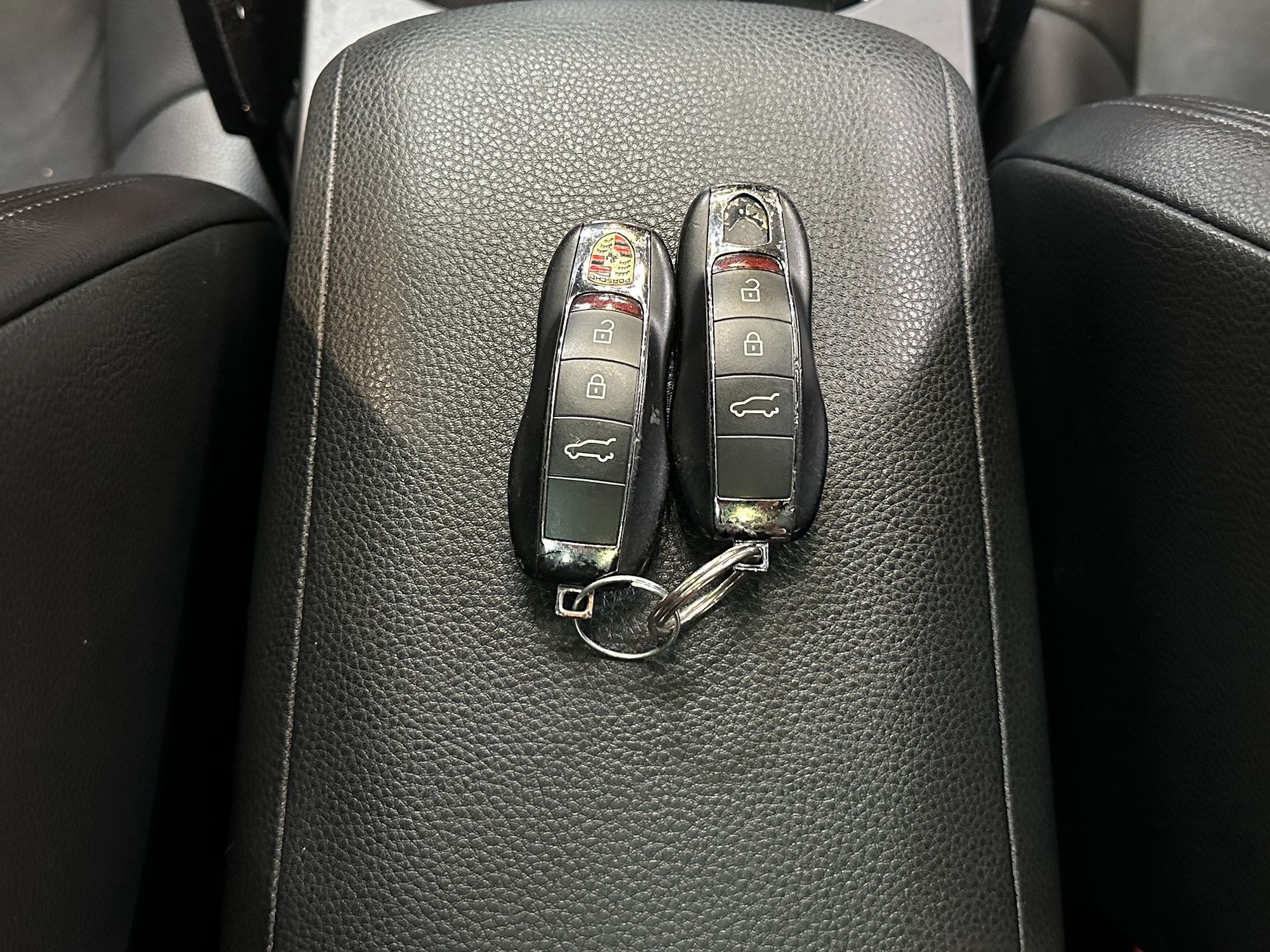 2021 Porsche Macan Base photo 33