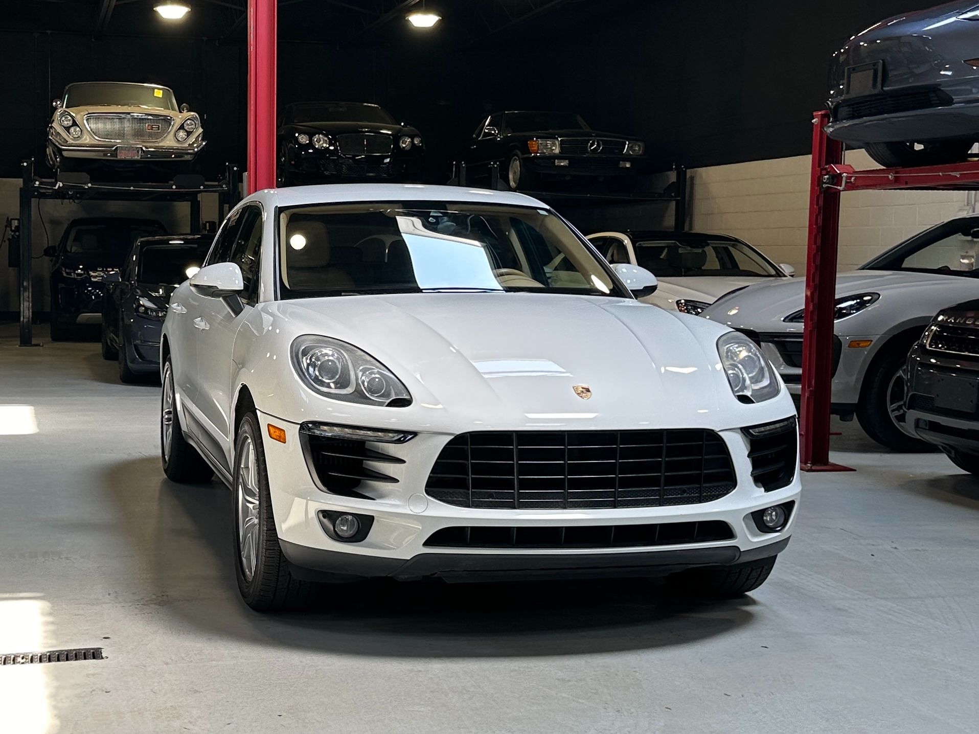 2017 Porsche Macan S photo 13