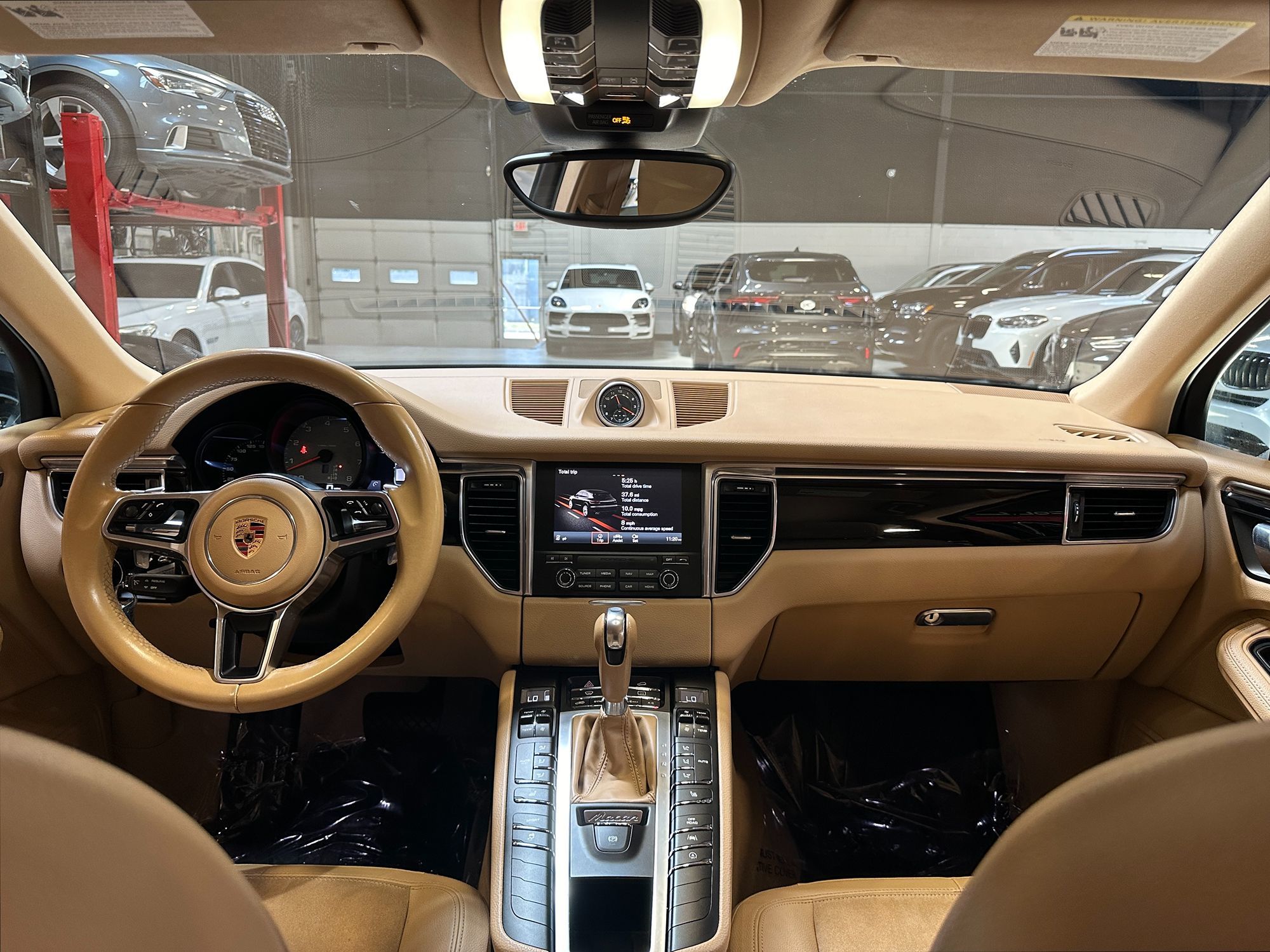 2017 Porsche Macan S photo 24