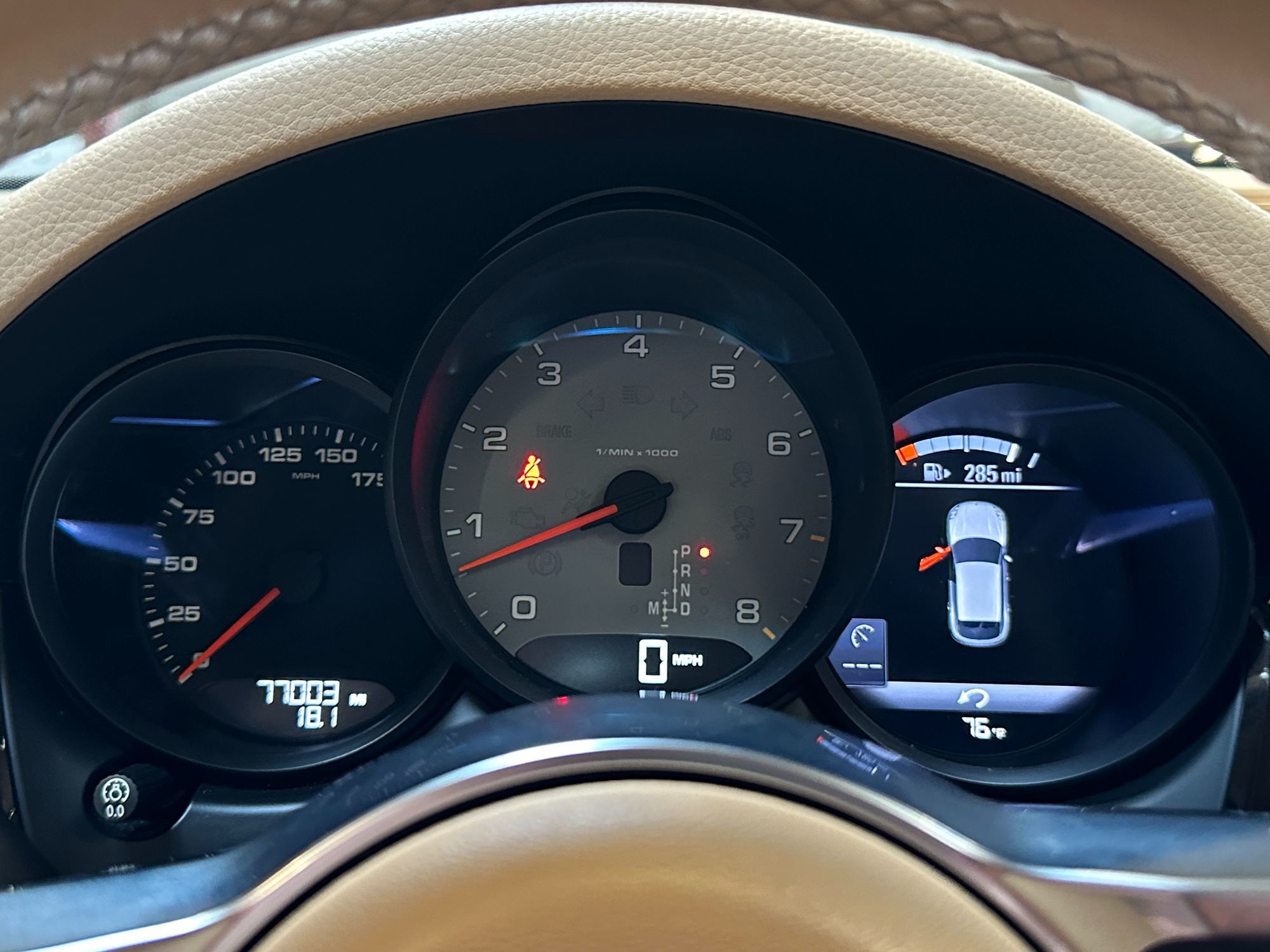 2017 Porsche Macan S photo 18