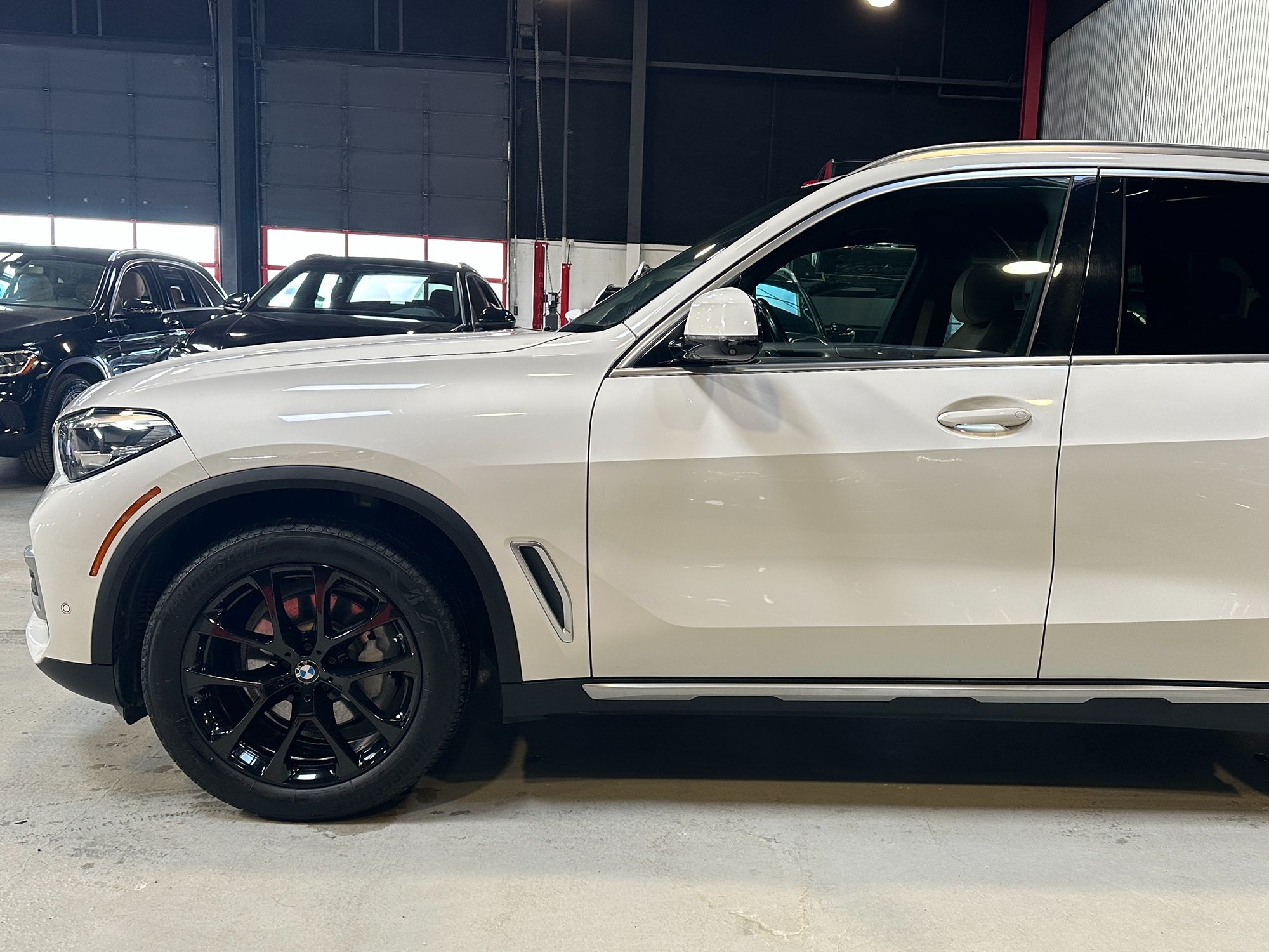 Photo 2 of this BMW X5