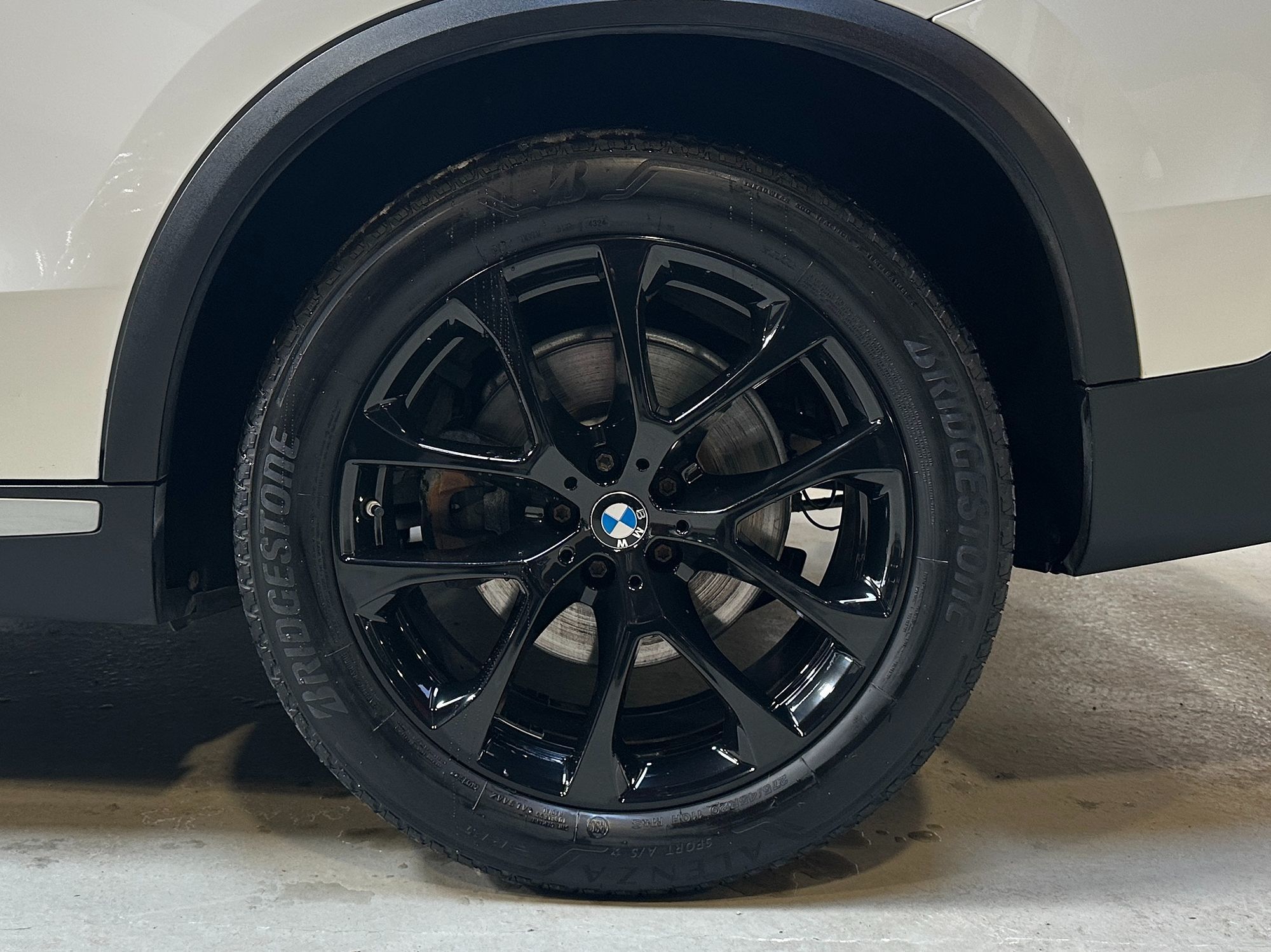 Photo 5 of this BMW X5