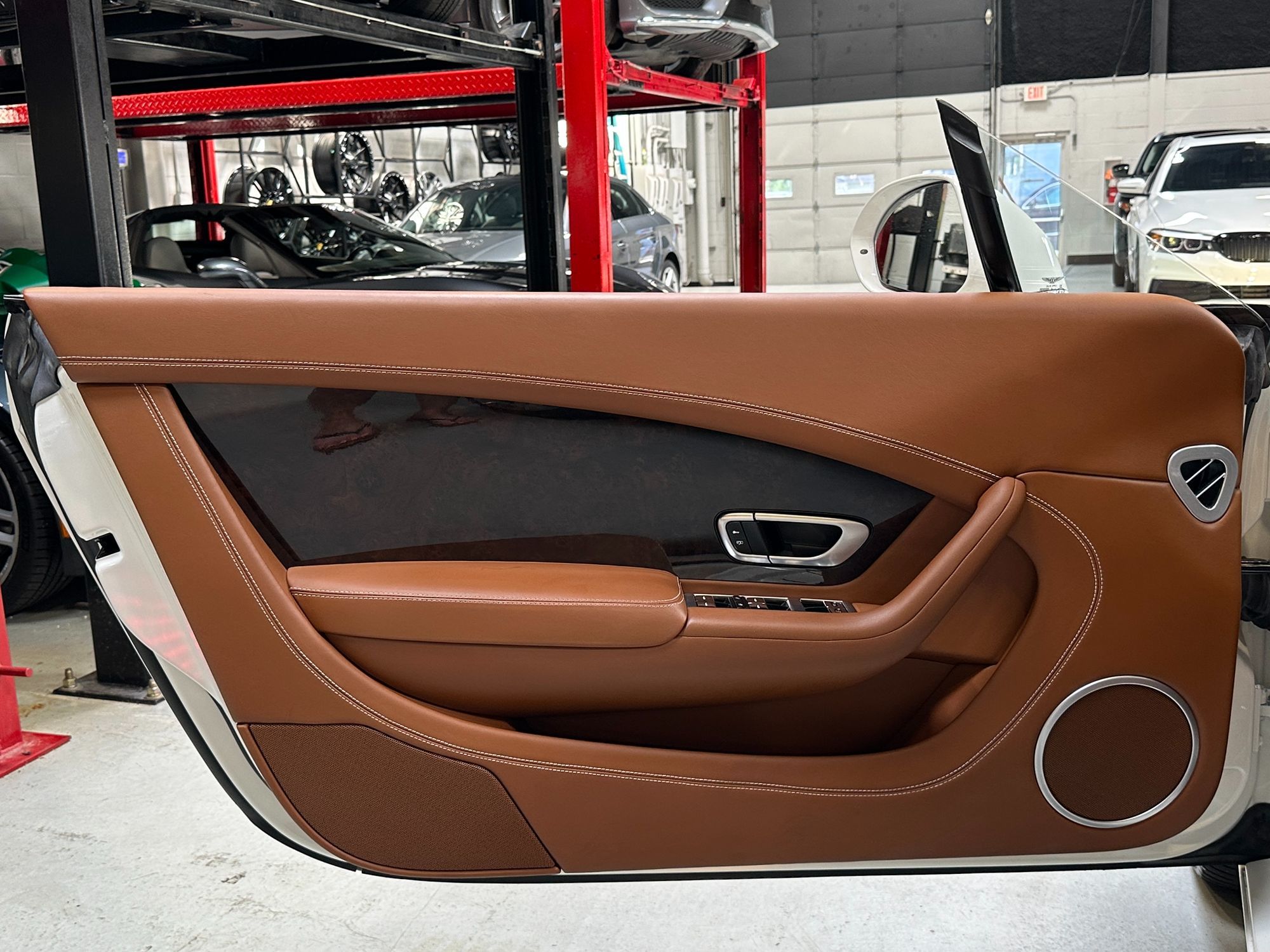 2012 Bentley Continental GT photo 17
