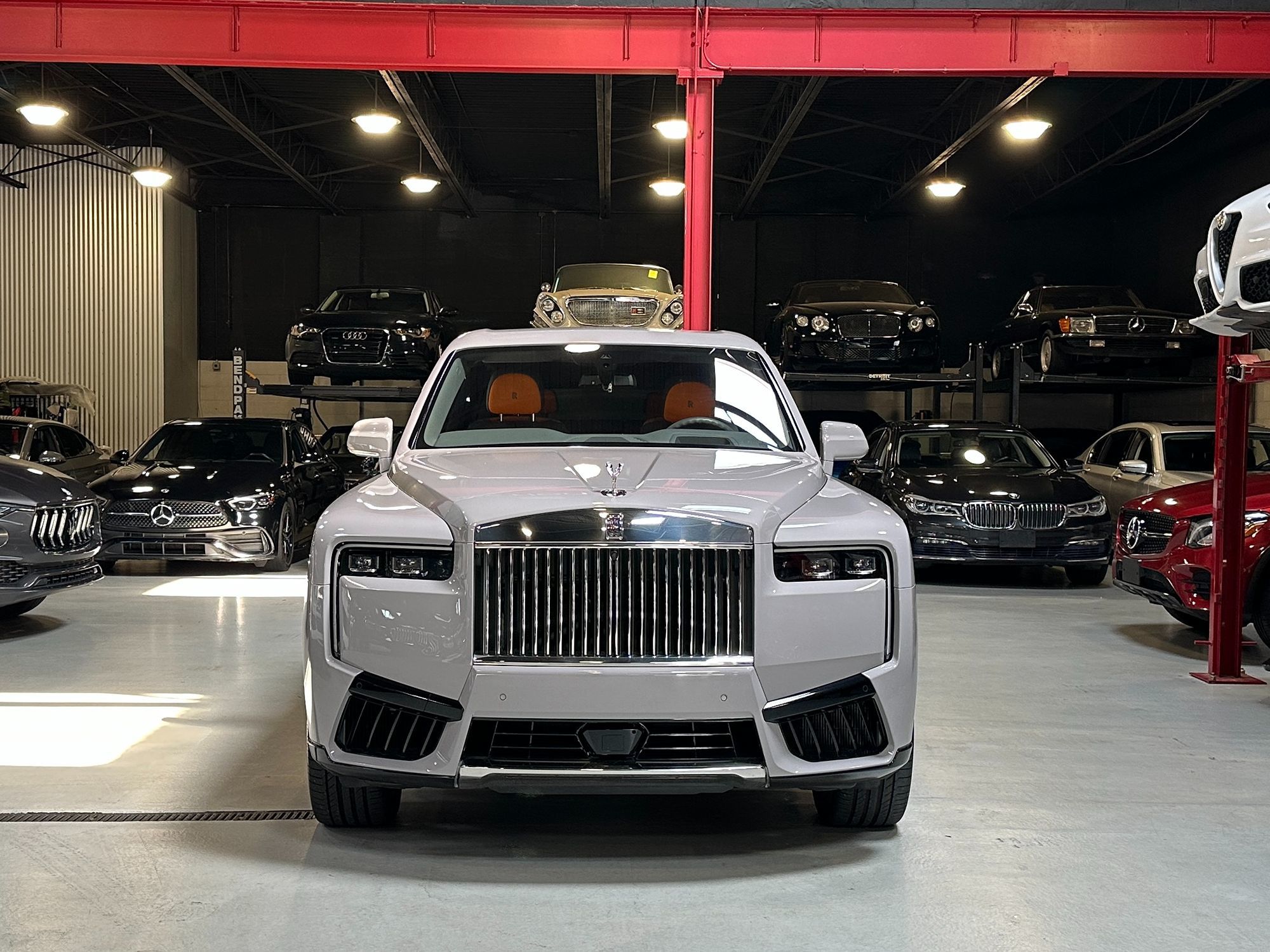 2025 Rolls Royce Cullinan photo 13