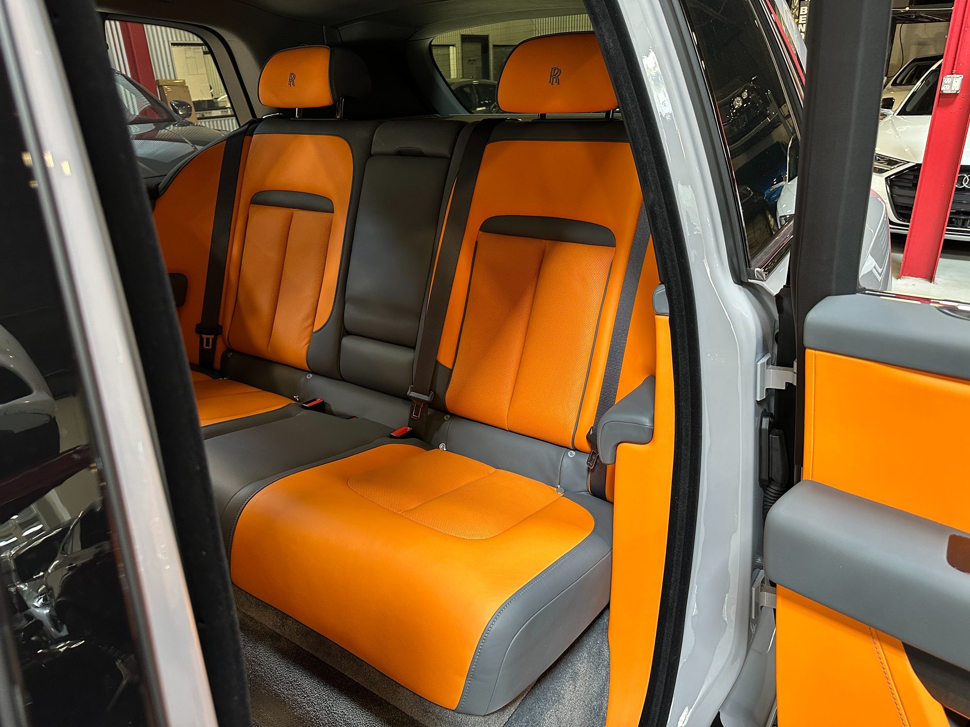 2025 Rolls Royce Cullinan photo 27