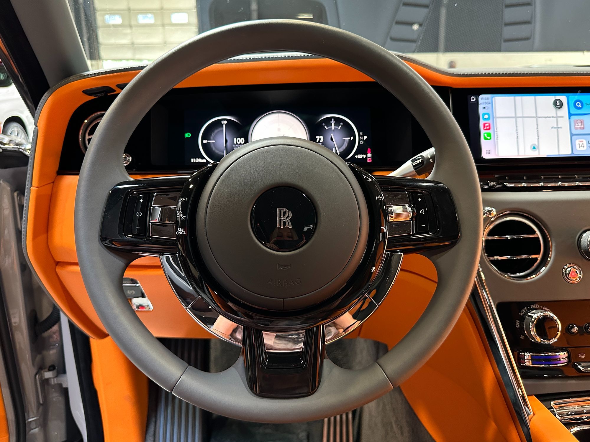 2025 Rolls Royce Cullinan photo 20