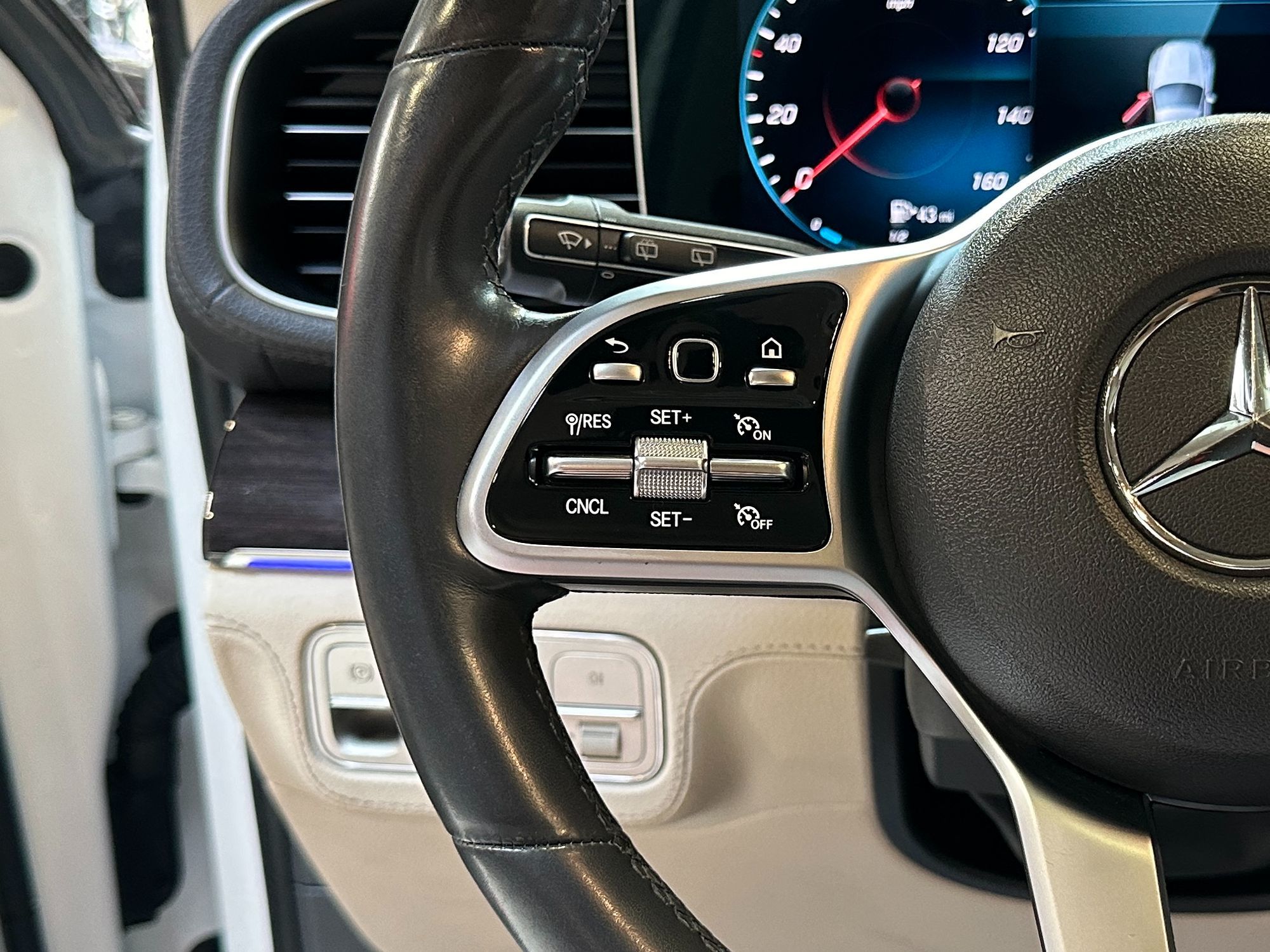 2020 Mercedes Benz GLE 450 4MATIC photo 19