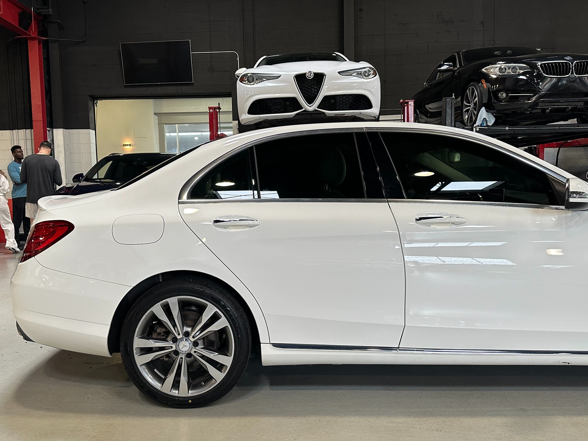 2017 Mercedes Benz C 300 4MATIC Sedan photo 9
