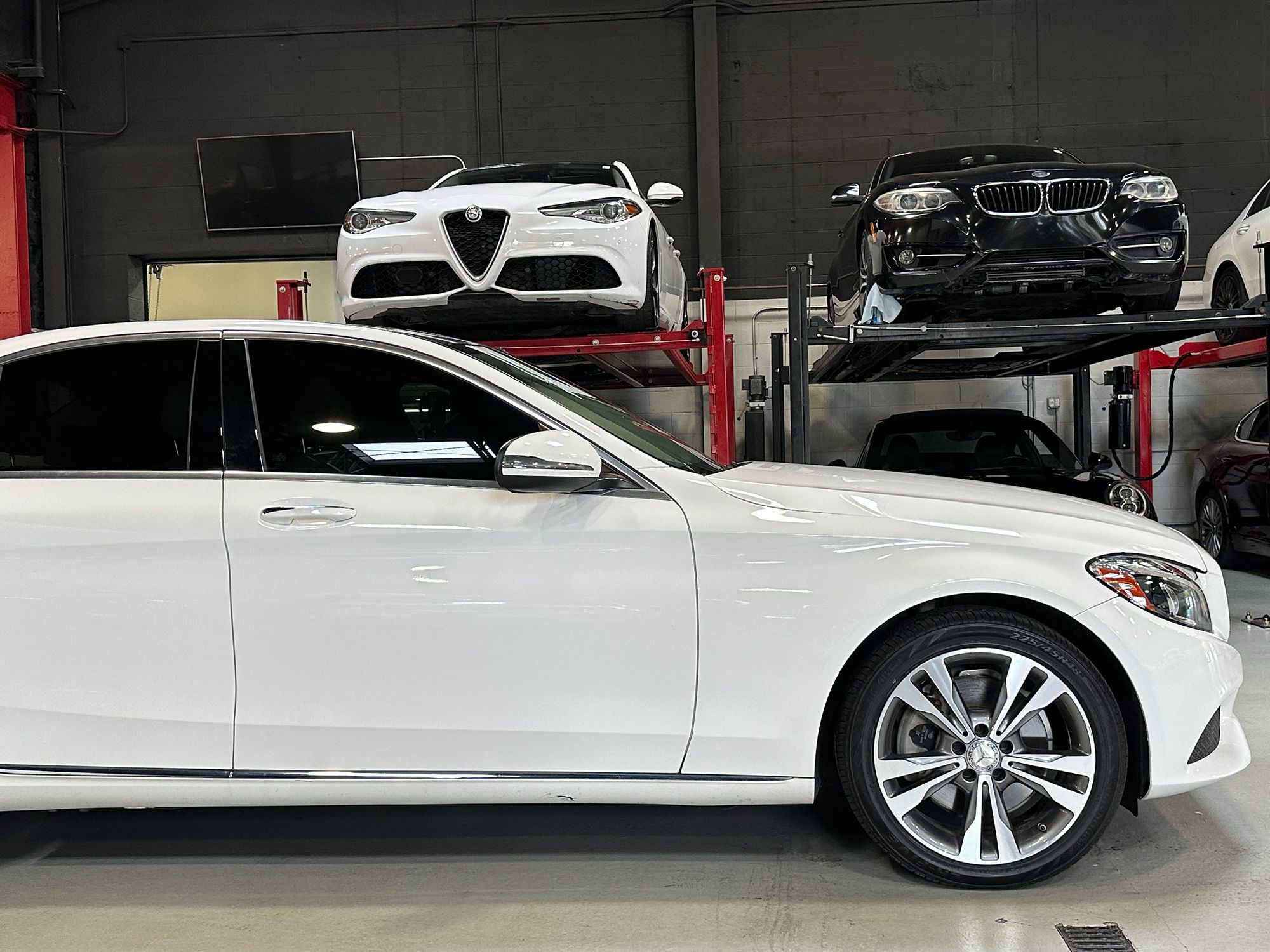 2017 Mercedes Benz C 300 4MATIC Sedan photo 11