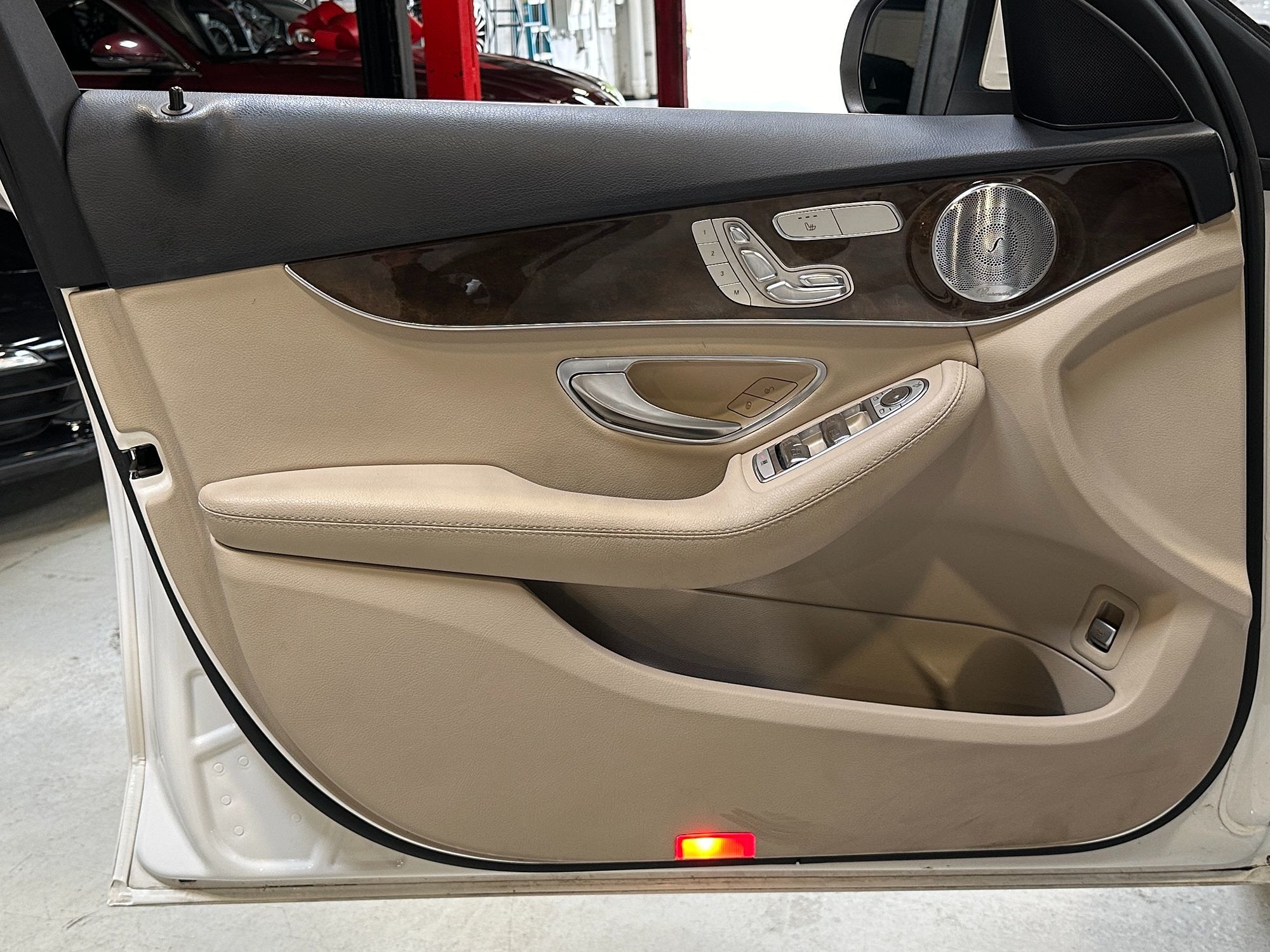 2017 Mercedes Benz C 300 4MATIC Sedan photo 15
