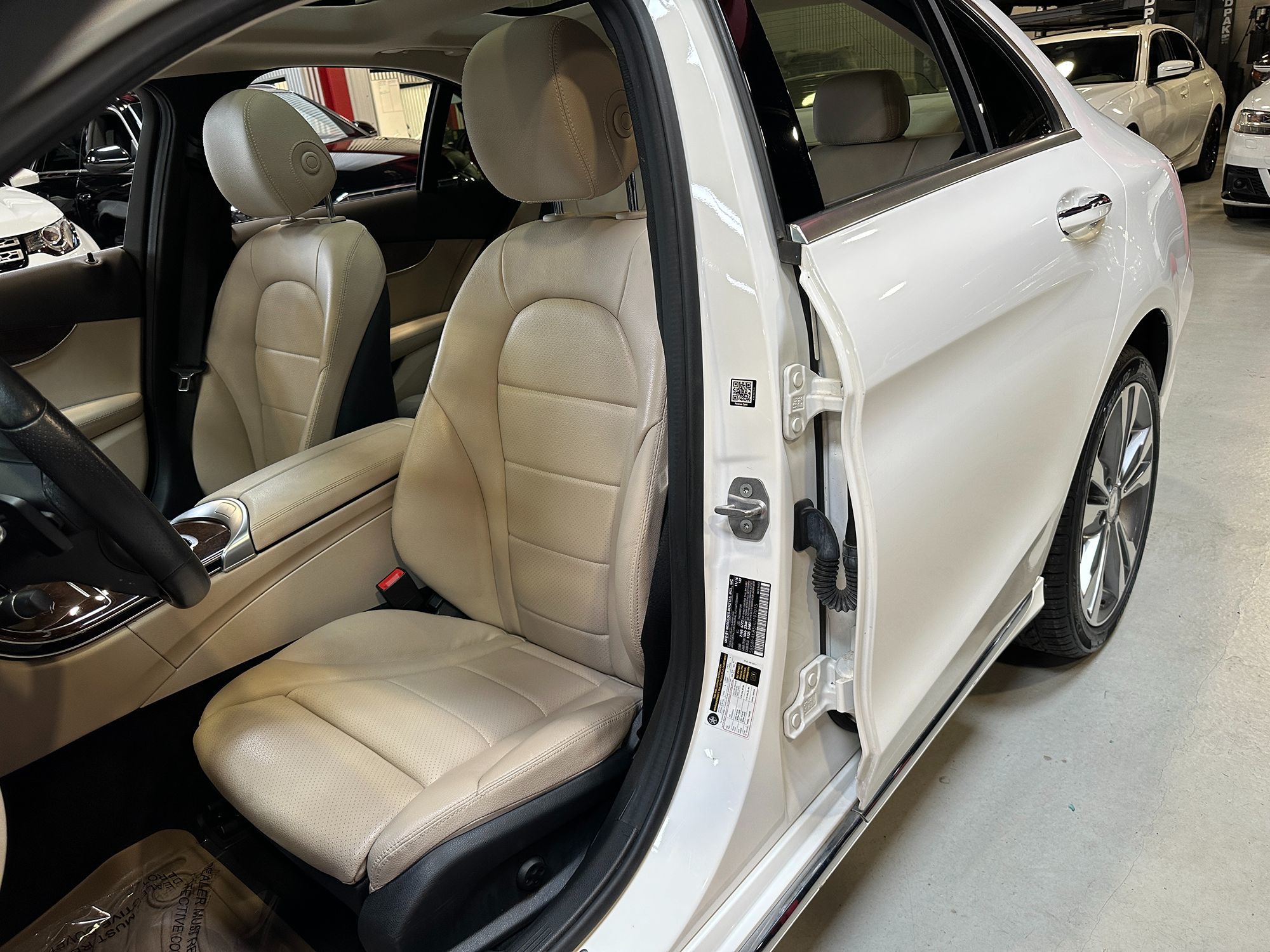 2017 Mercedes Benz C 300 4MATIC Sedan photo 16