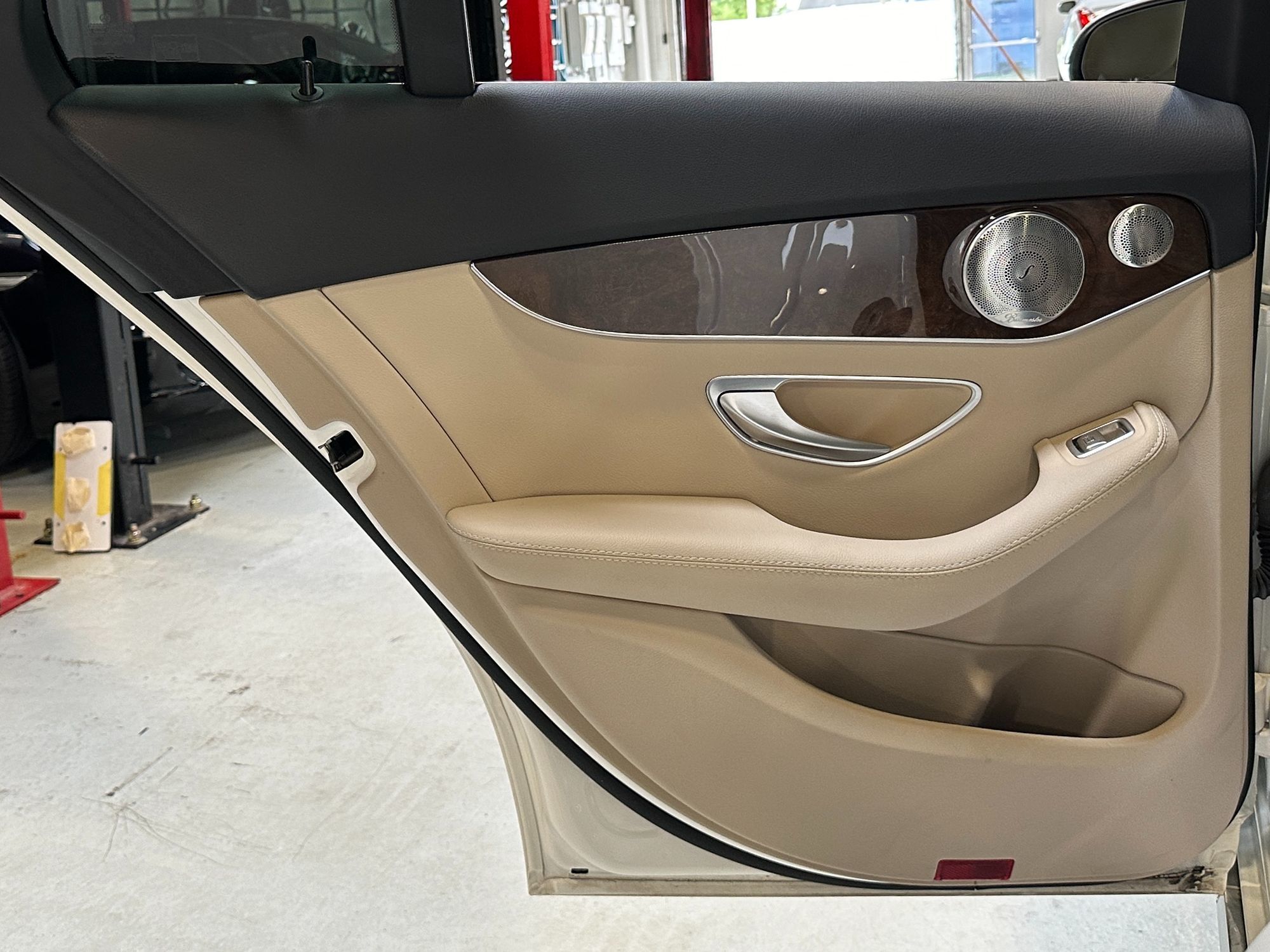 2017 Mercedes Benz C 300 4MATIC Sedan photo 25