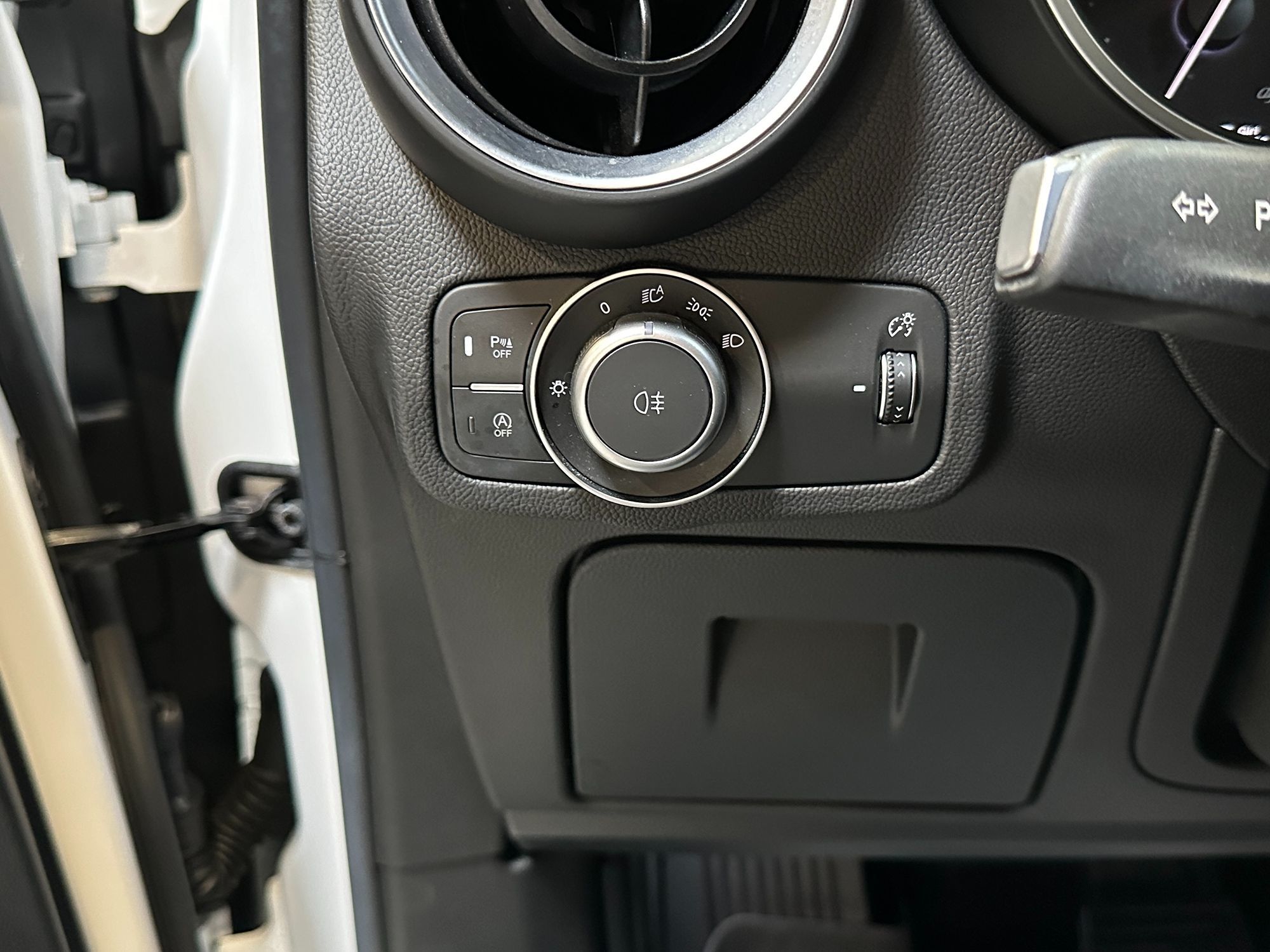 2018 Alfa Romeo Stelvio Ti photo 17