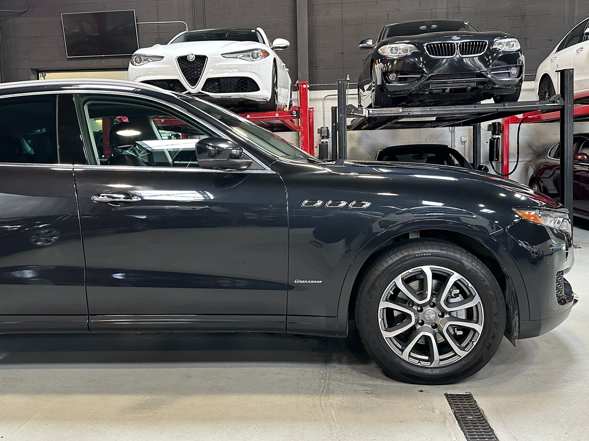 2018 Maserati Levante GranLusso photo 9