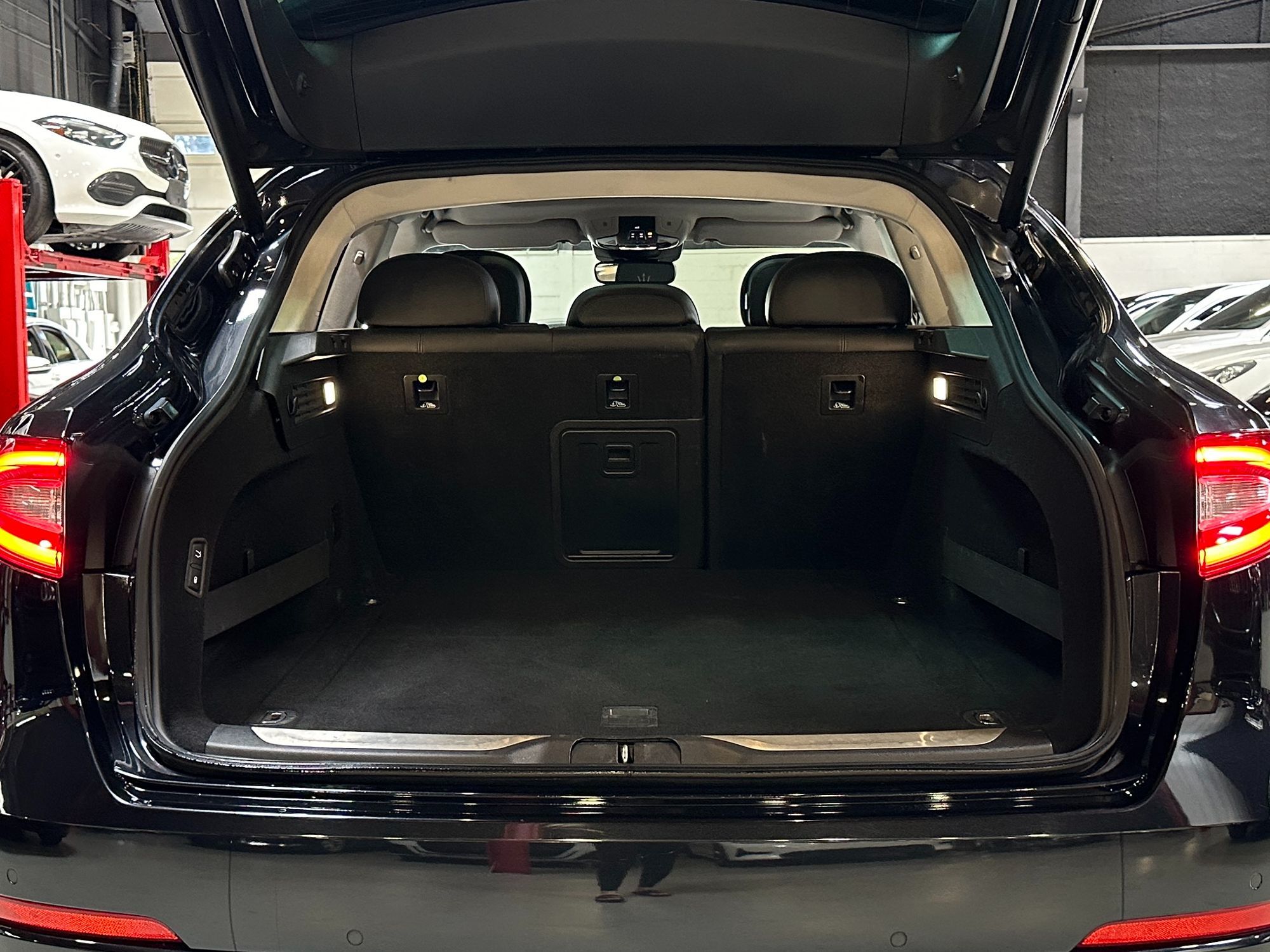 2018 Maserati Levante GranLusso photo 30
