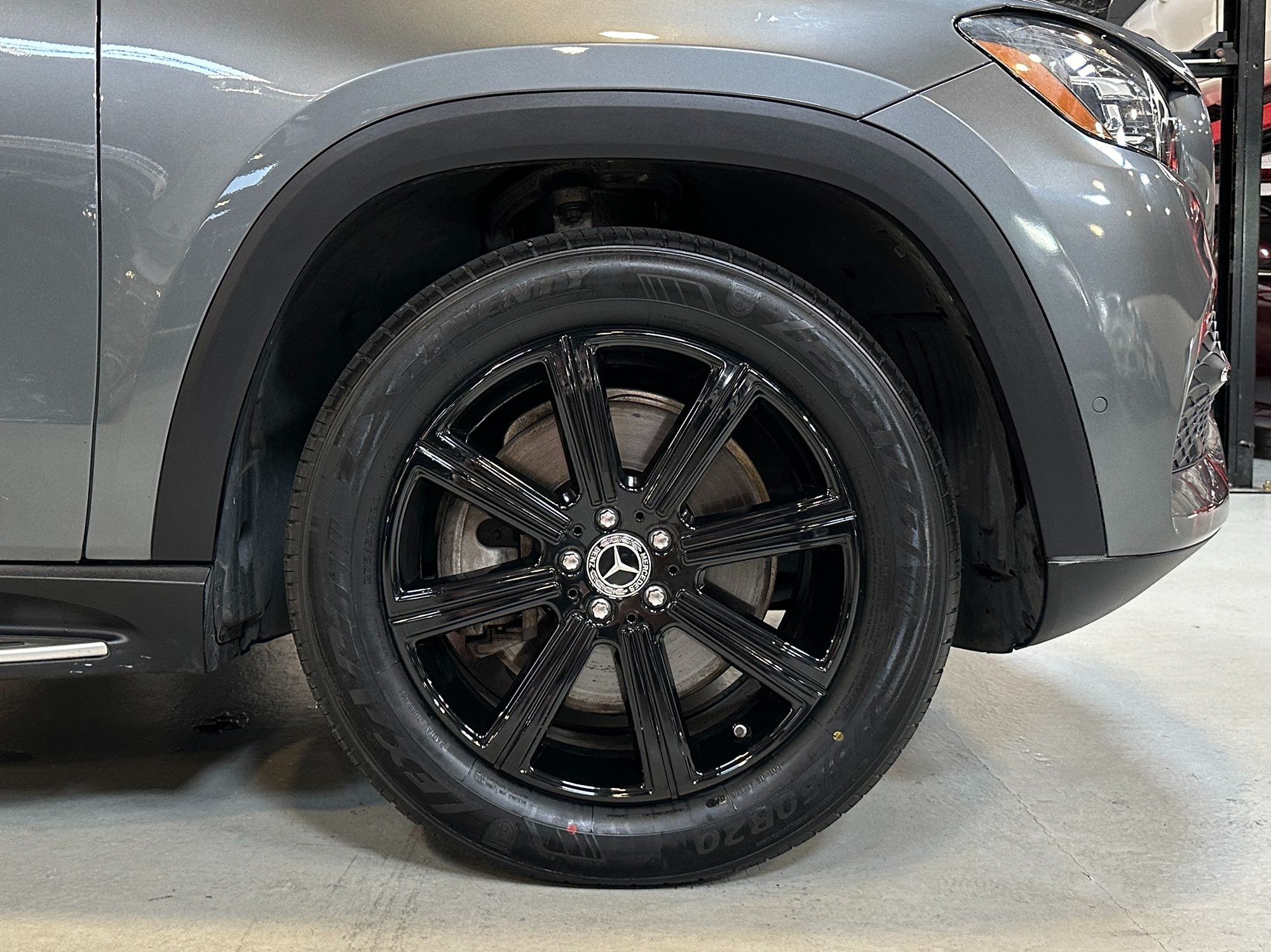 2021 Mercedes Benz GLS 450 4MATIC photo 6