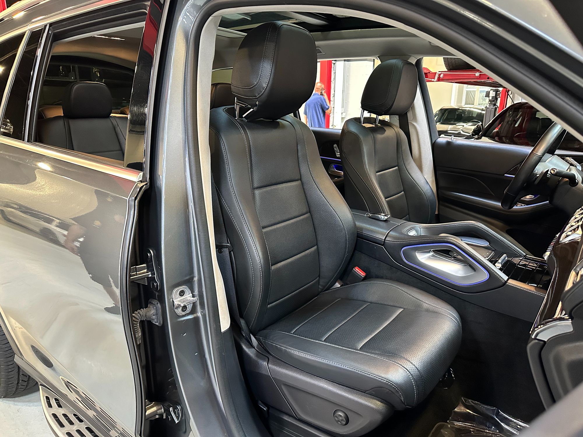 2021 Mercedes Benz GLS 450 4MATIC photo 26