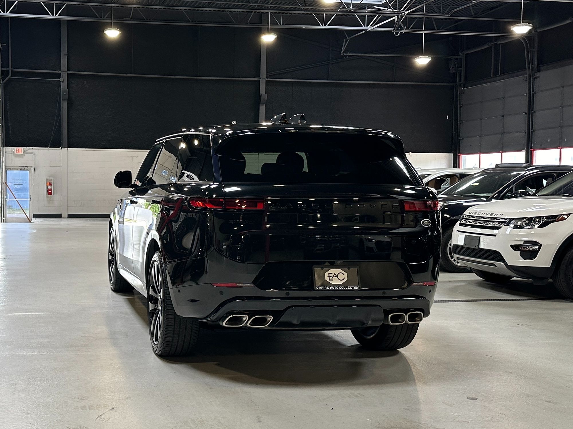 2023 Land Rover Range Rover Sport photo 4