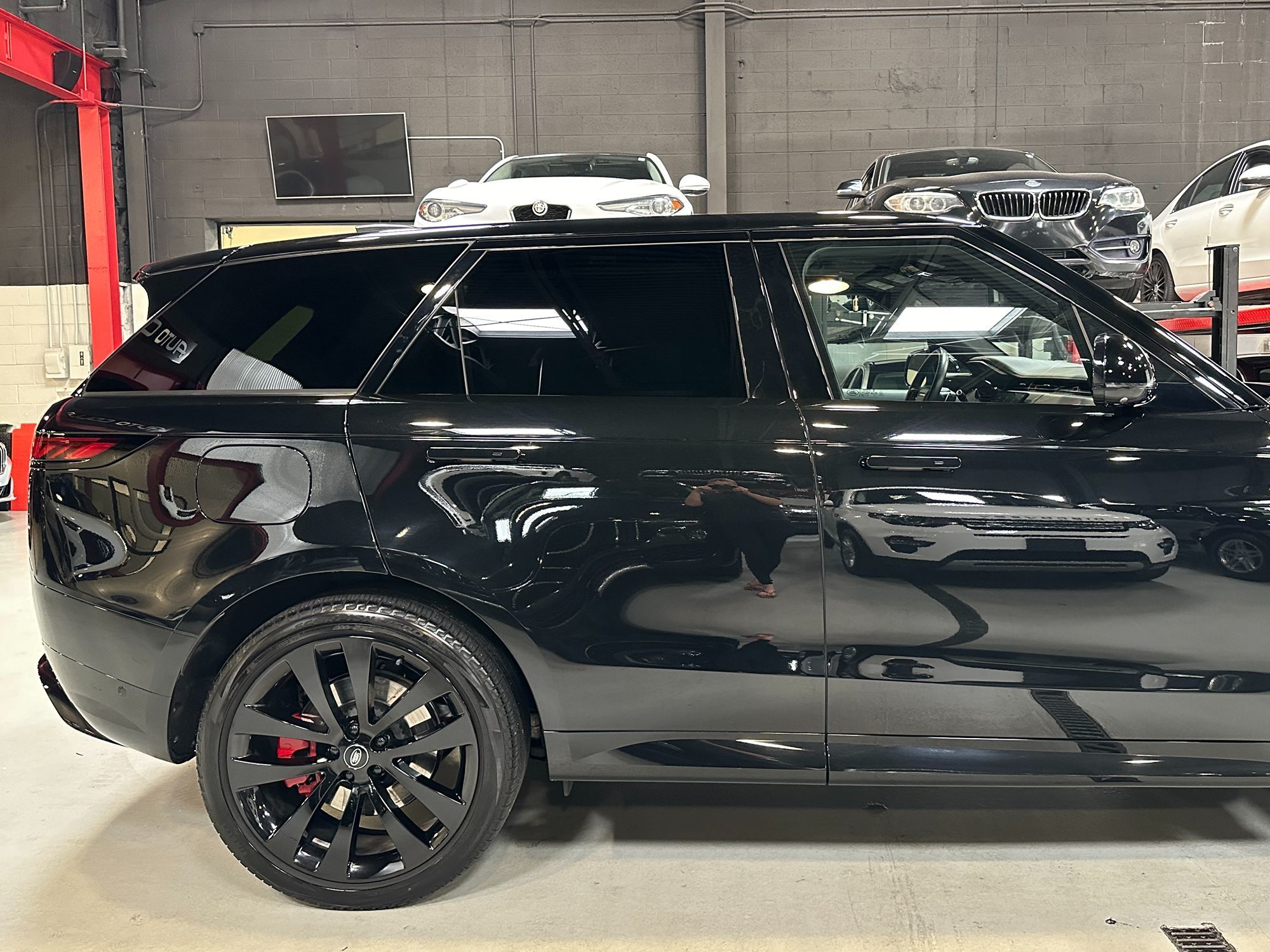 2023 Land Rover Range Rover Sport photo 7