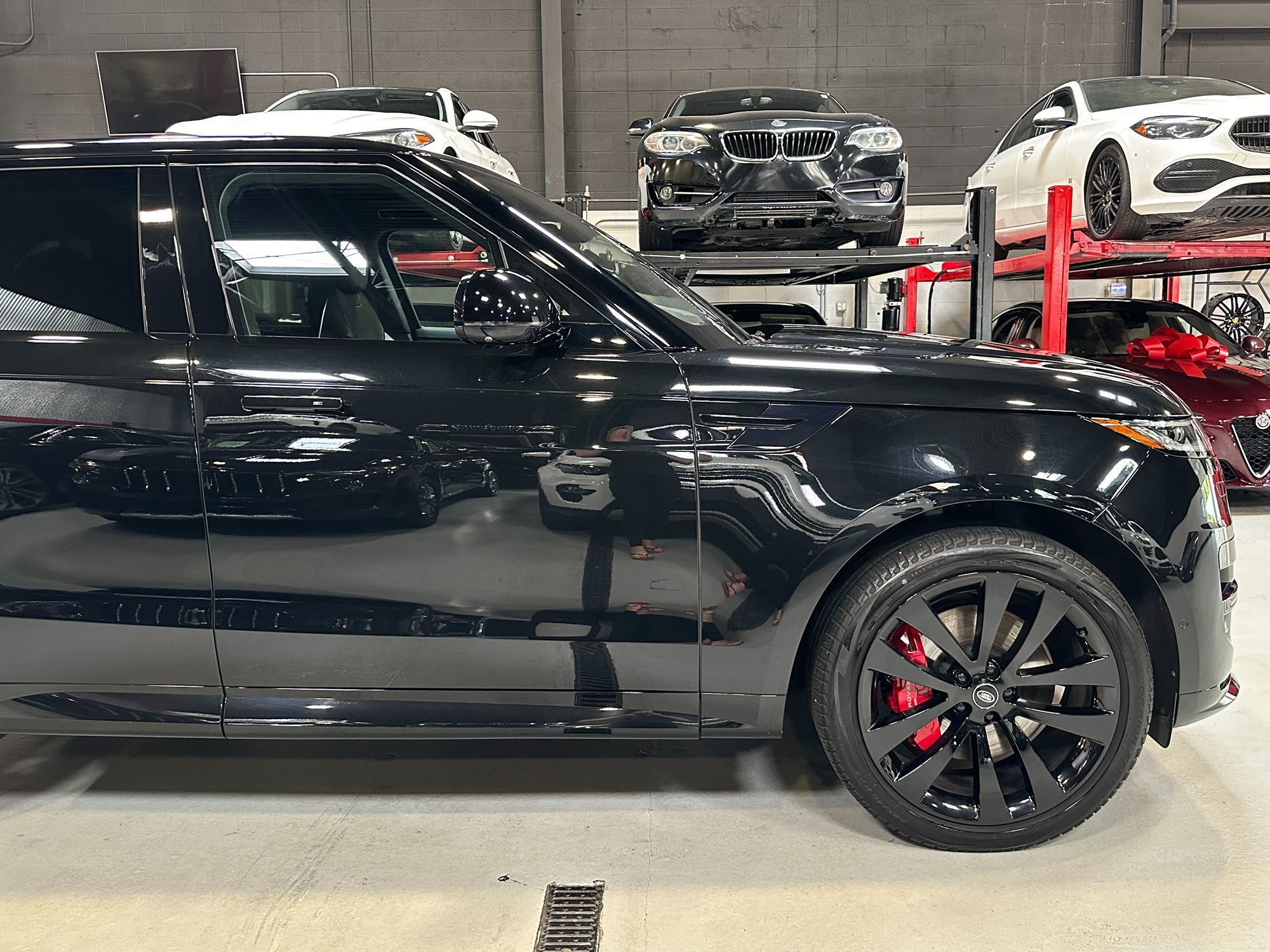 2023 Land Rover Range Rover Sport photo 9