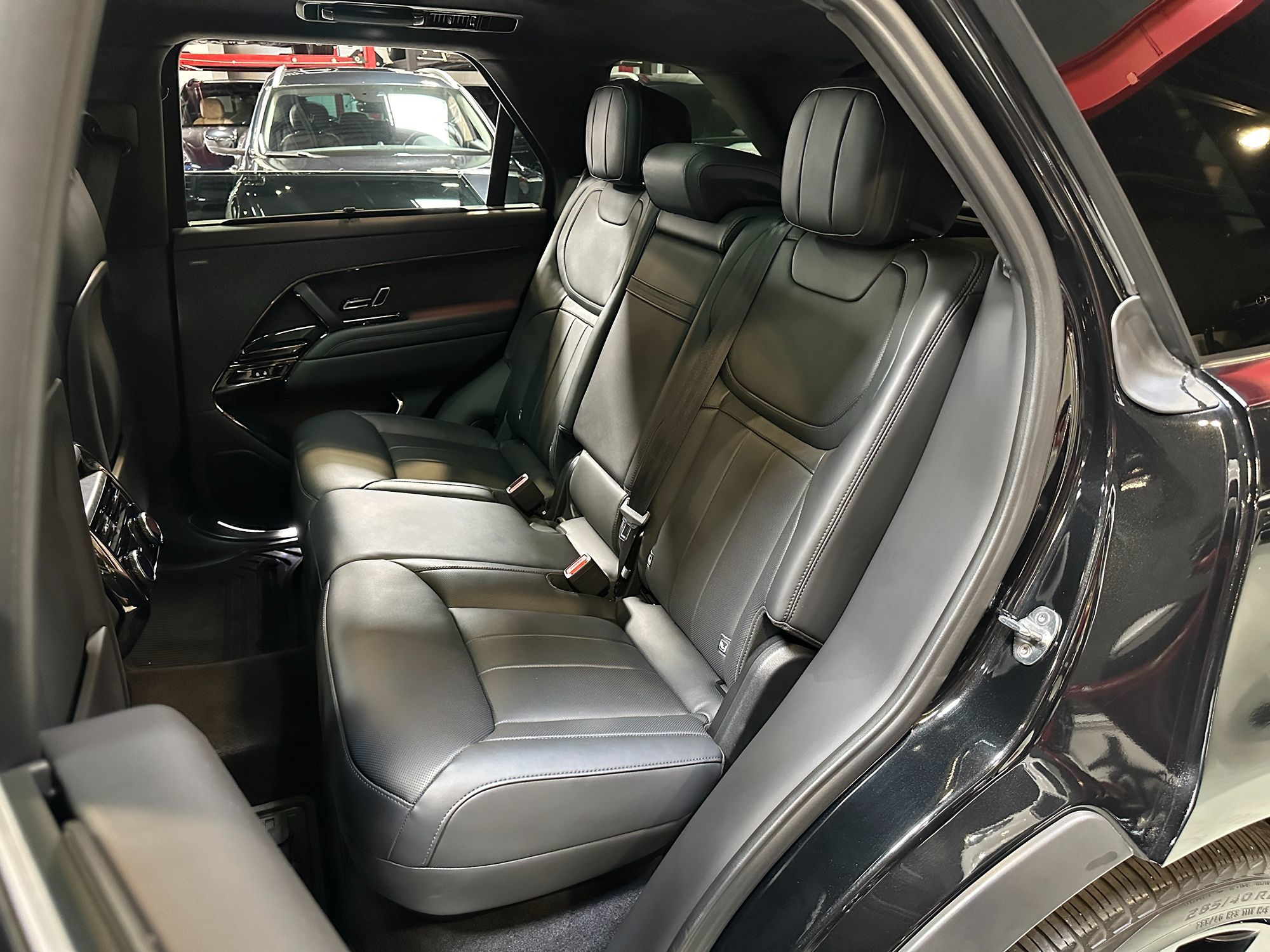 2023 Land Rover Range Rover Sport photo 22