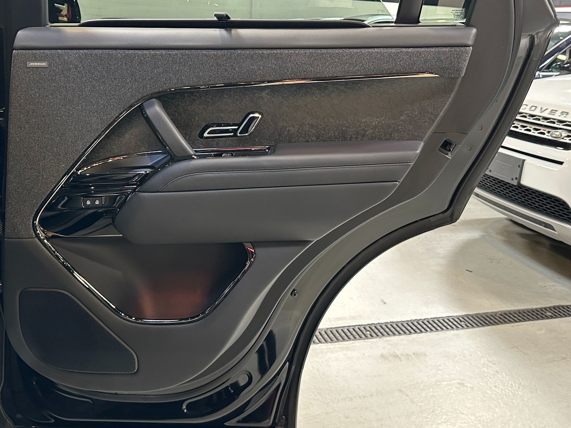 2023 Land Rover Range Rover Sport photo 24