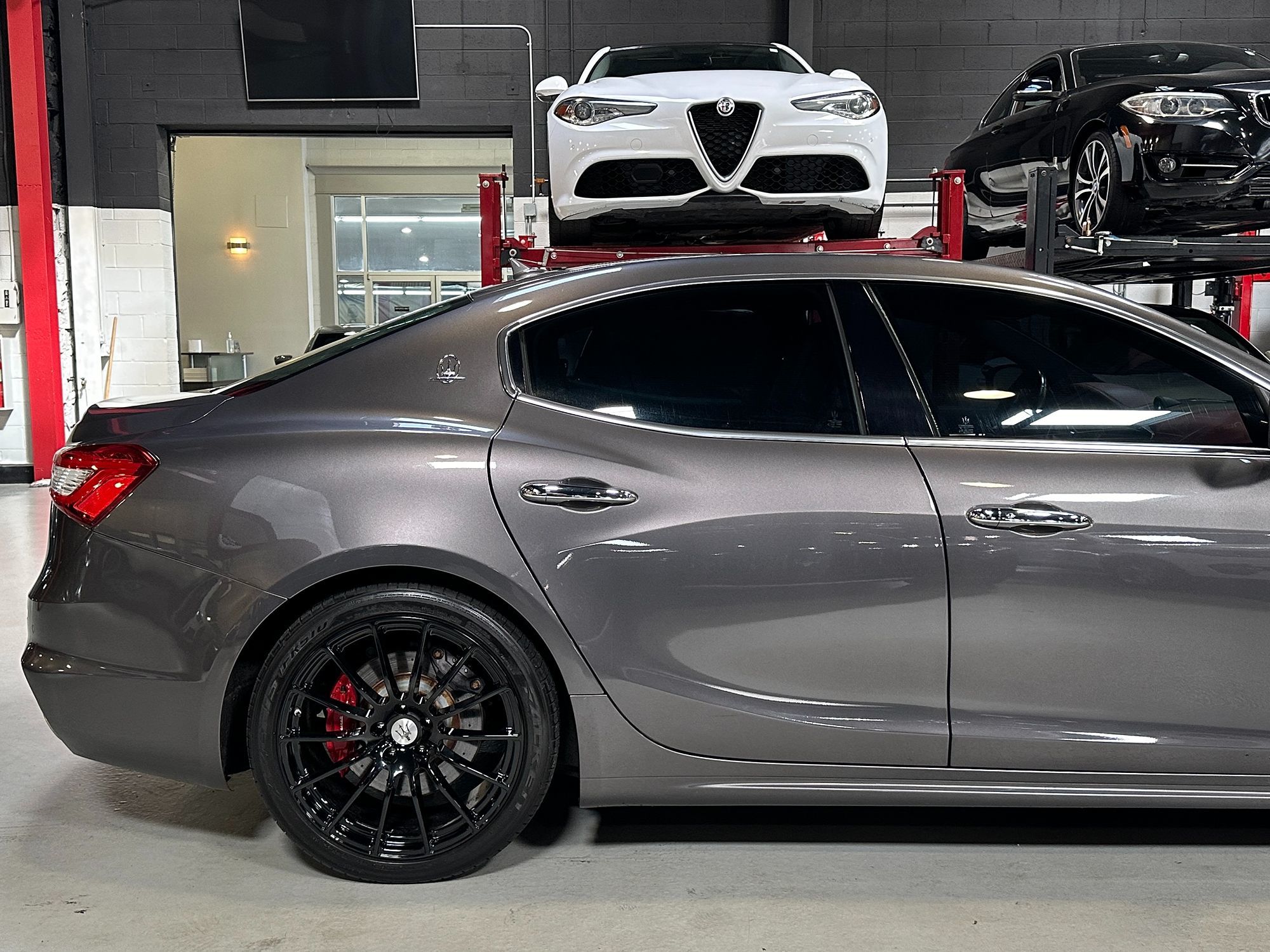 2018 Maserati Ghibli Q4 GranSport photo 9