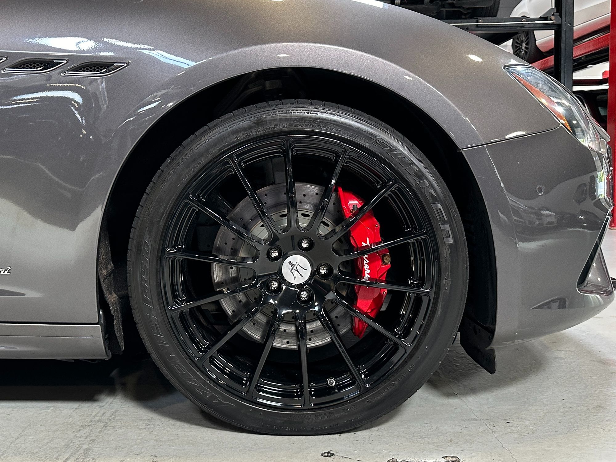 2018 Maserati Ghibli Q4 GranSport photo 12