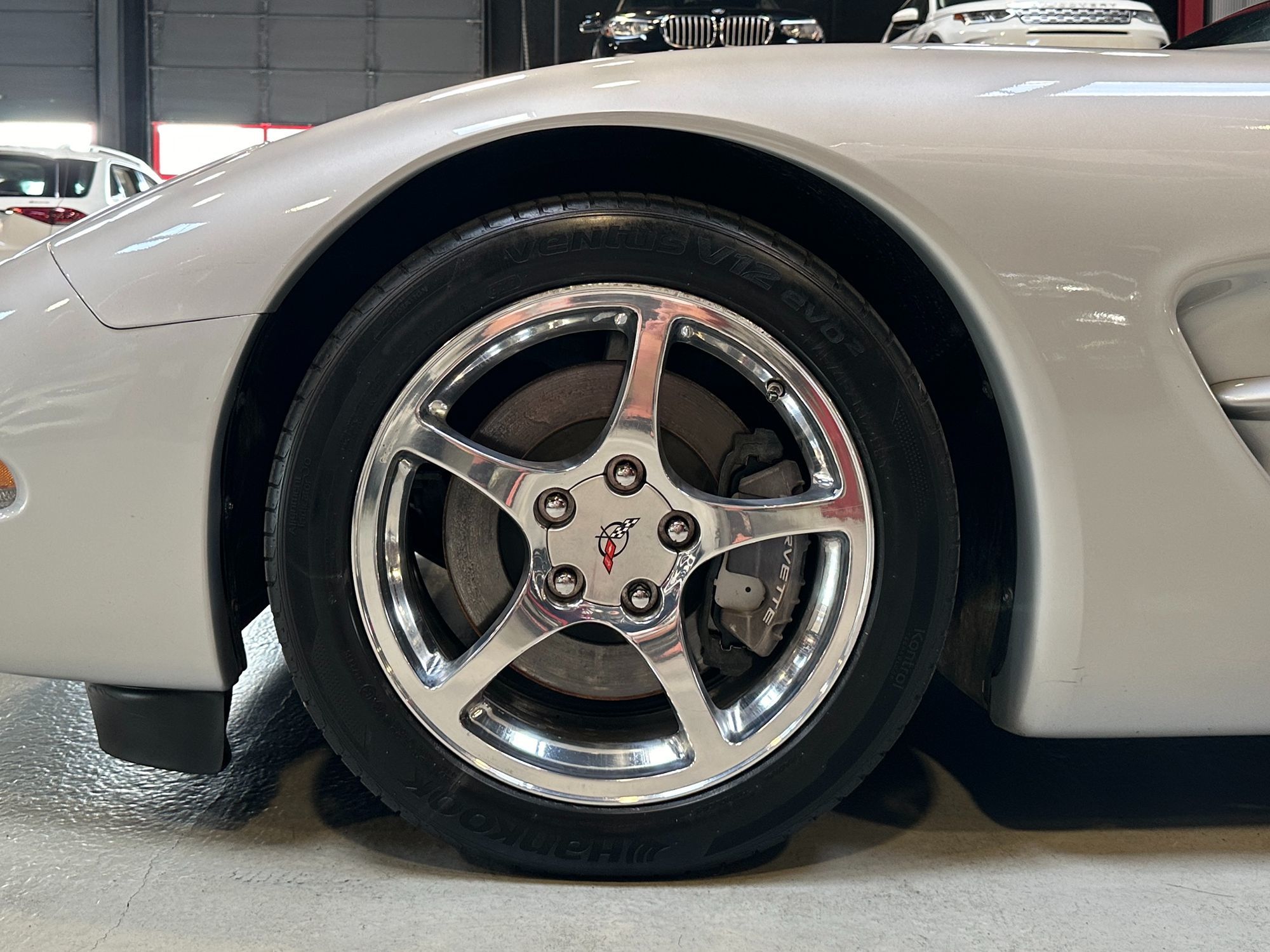 2000 Chevrolet Corvette photo 3