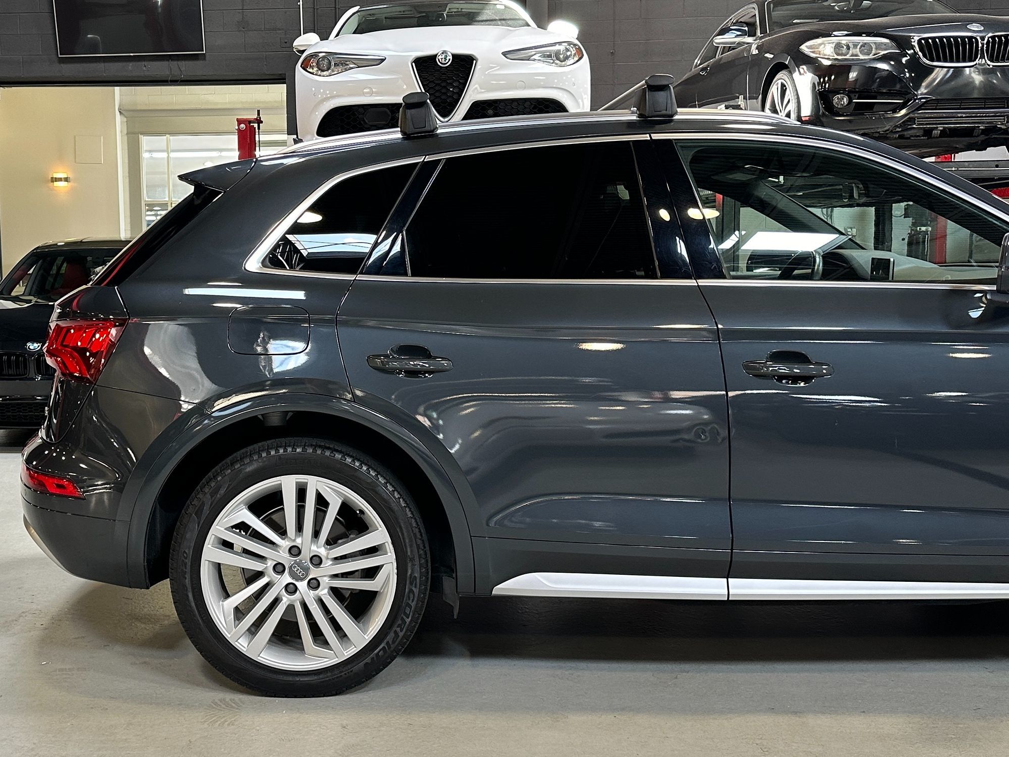 2019 Audi Q5 Premium Plus photo 9