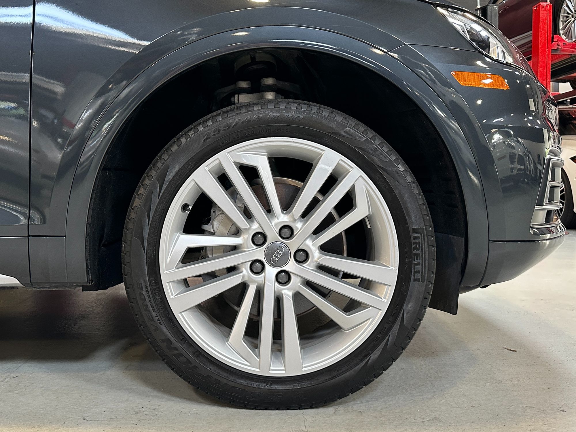 2019 Audi Q5 Premium Plus photo 12