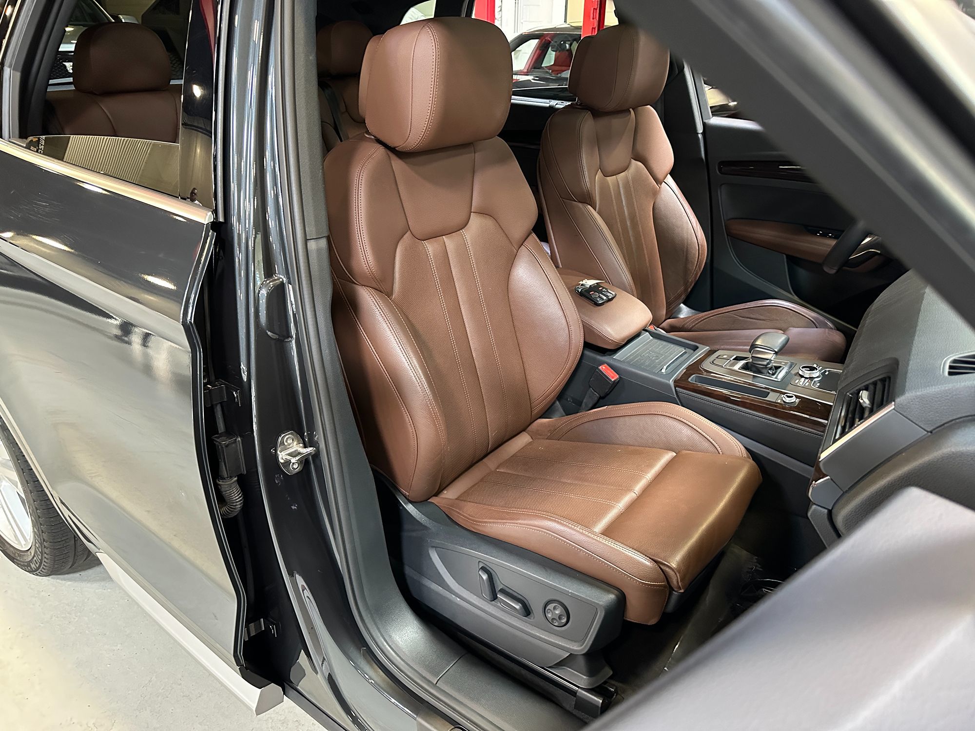 2019 Audi Q5 Premium Plus photo 30