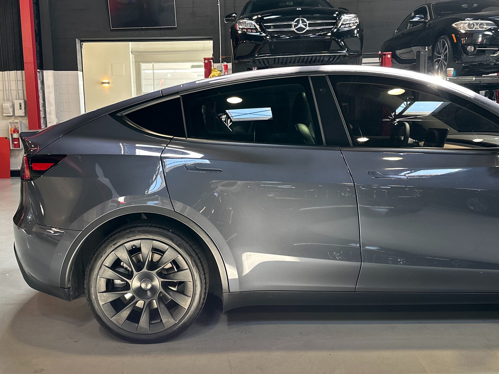 2021 Tesla Model Y Long Range photo 9
