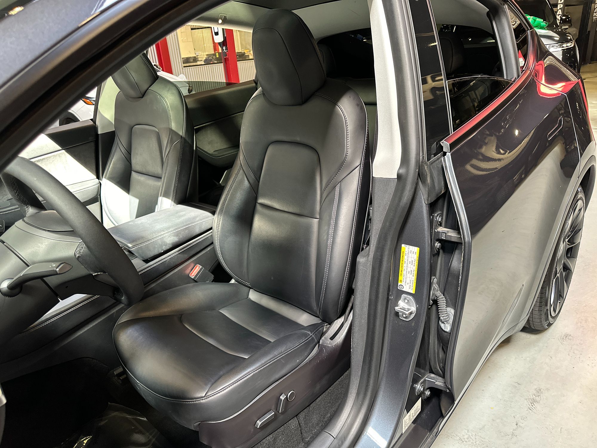 2021 Tesla Model Y Long Range photo 16