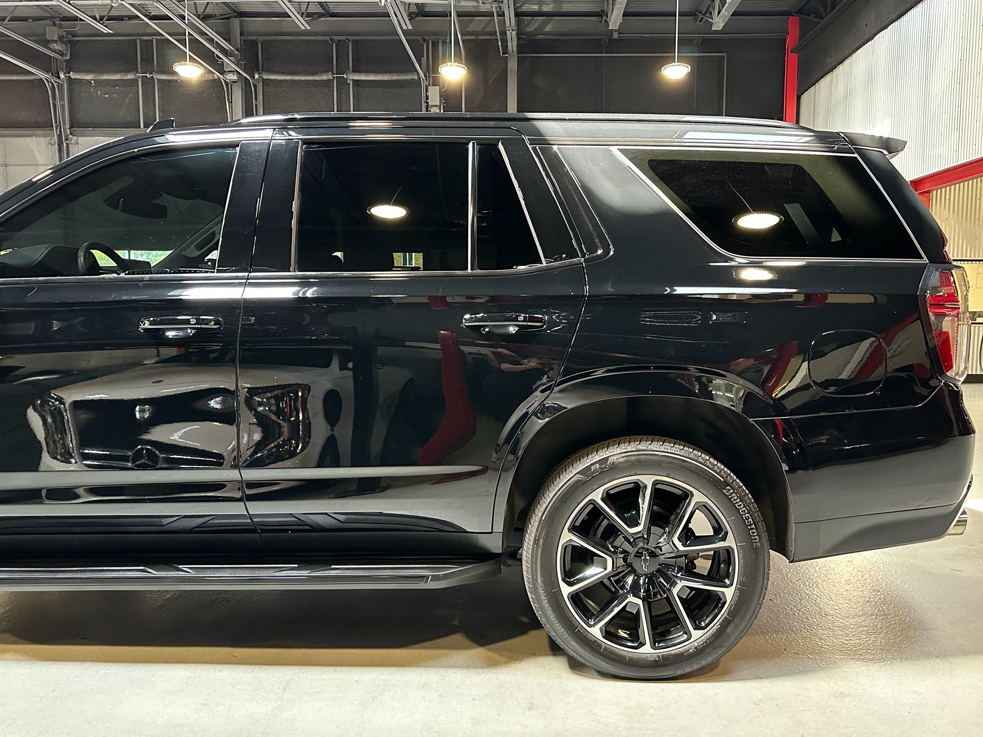 2023 Chevrolet Tahoe RST photo 3