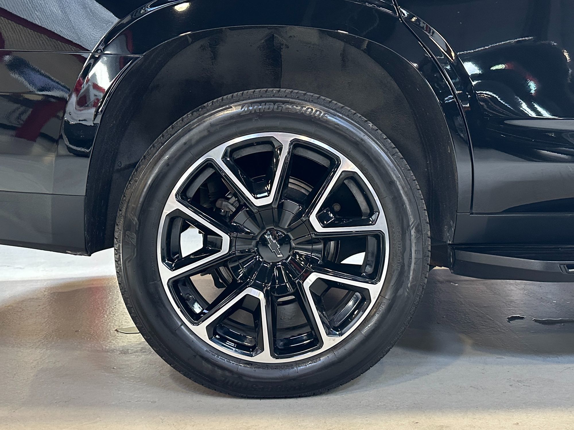 2023 Chevrolet Tahoe RST photo 9