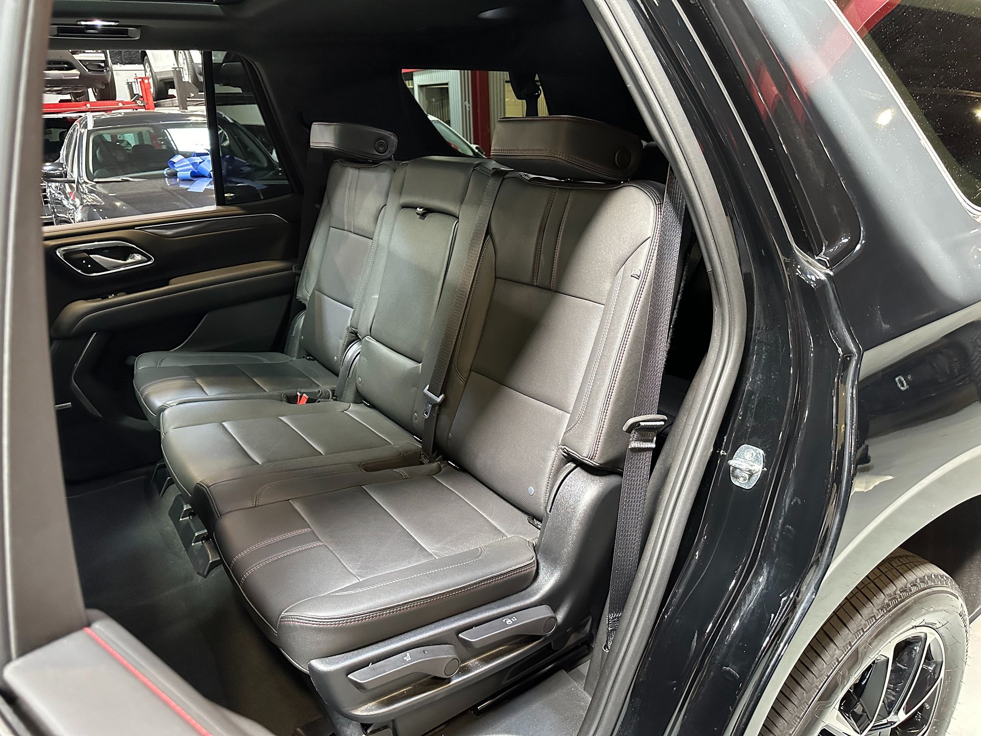 2023 Chevrolet Tahoe RST photo 24